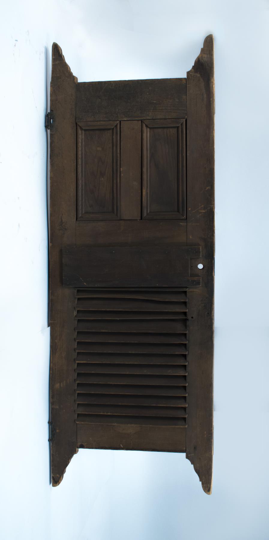 Image of One of two swinging doors from Billy the Mug's Saloon, 1895