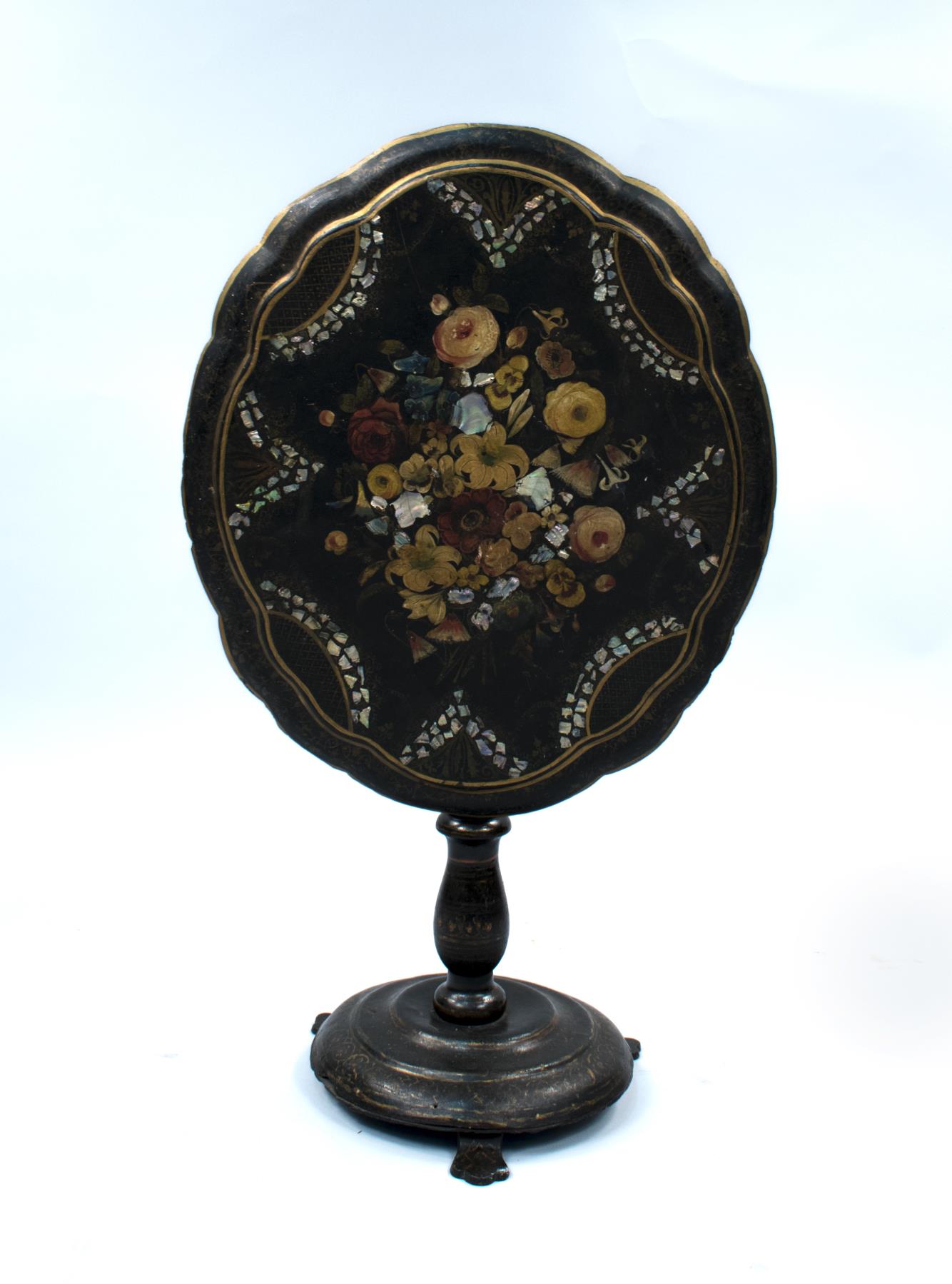 Image of Papier-mâché tilt top table made in Great Britain, 1840-1855