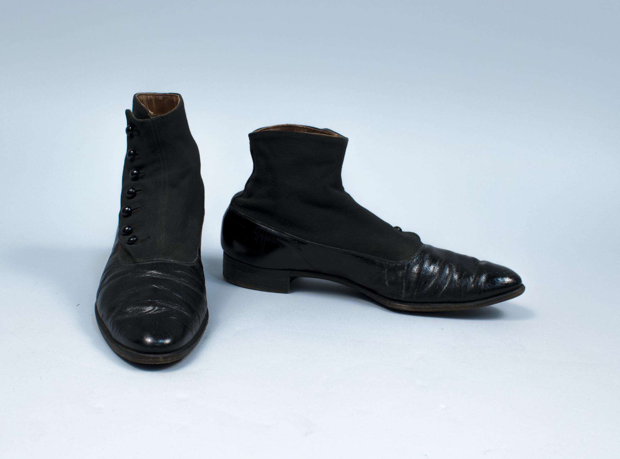 Image of Evening shoe with cloth top, ca. 1906