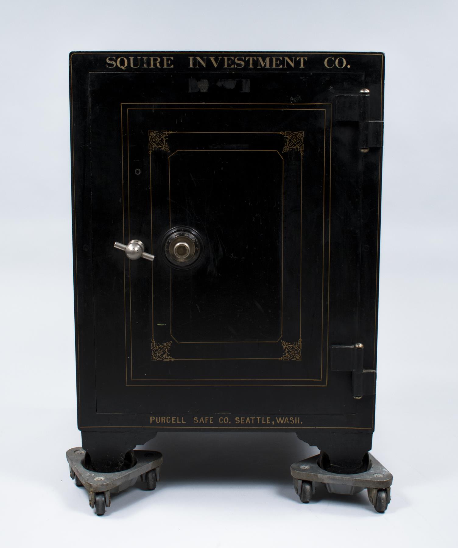 Image of Squire Investment Company safe, ca. 1897