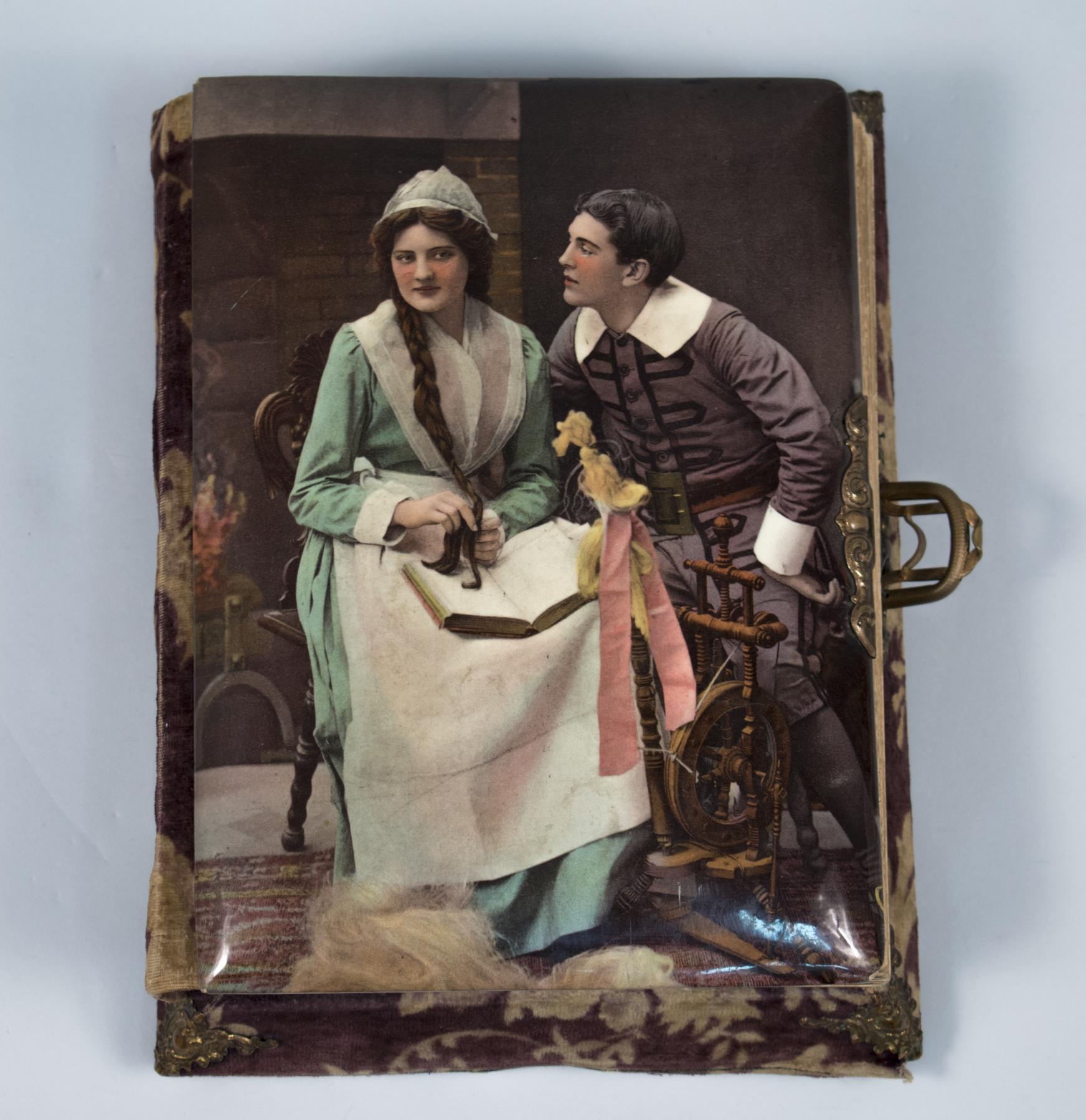 Image of Photo album music box, ca. 1900
