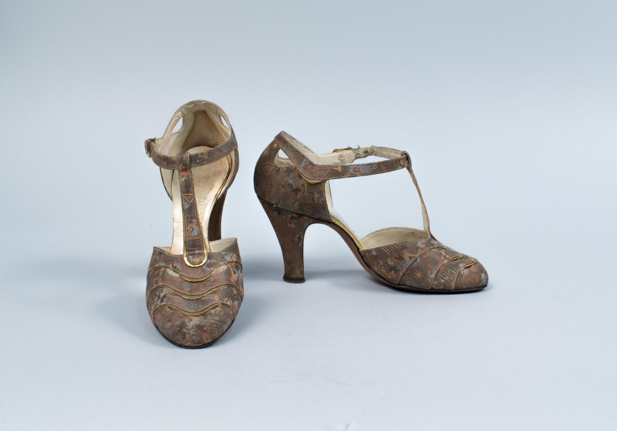 Image of Brocade T-strap evening shoes, ca. 1920s