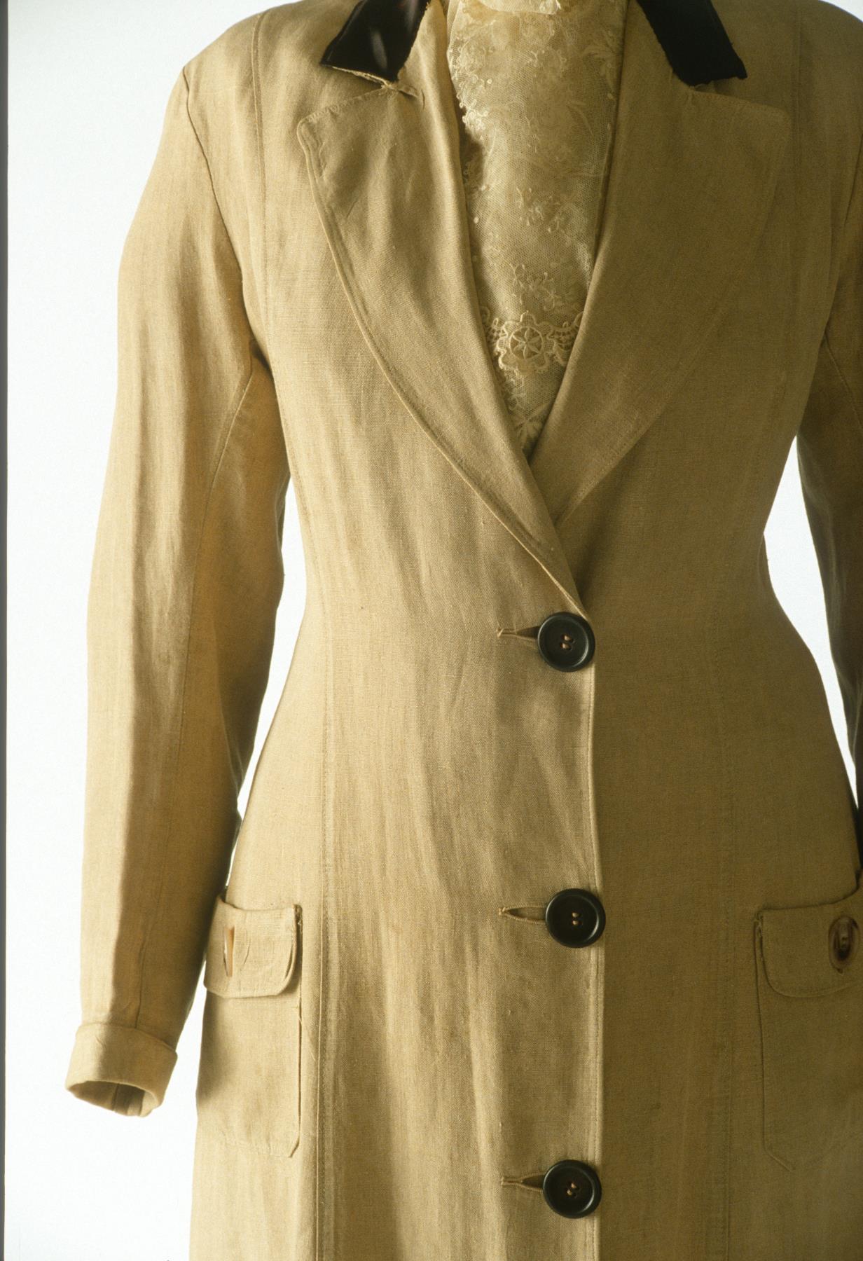 Image of Woman's natural linen automobile coat or duster, ca. 1900