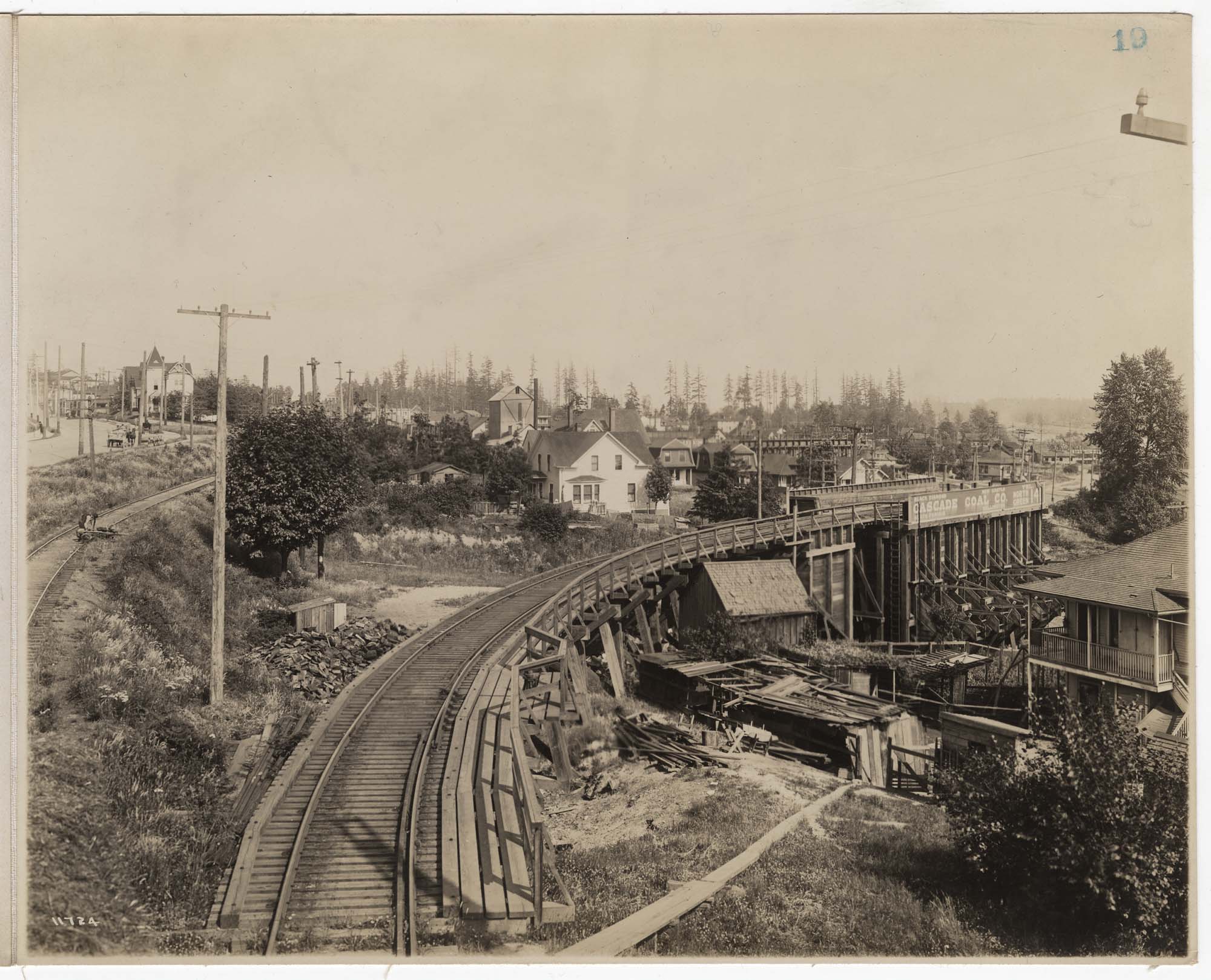 Image of Trestle and bunkers of Cascade Coal Co., Latona neighborhood, Seattle, circa 1915