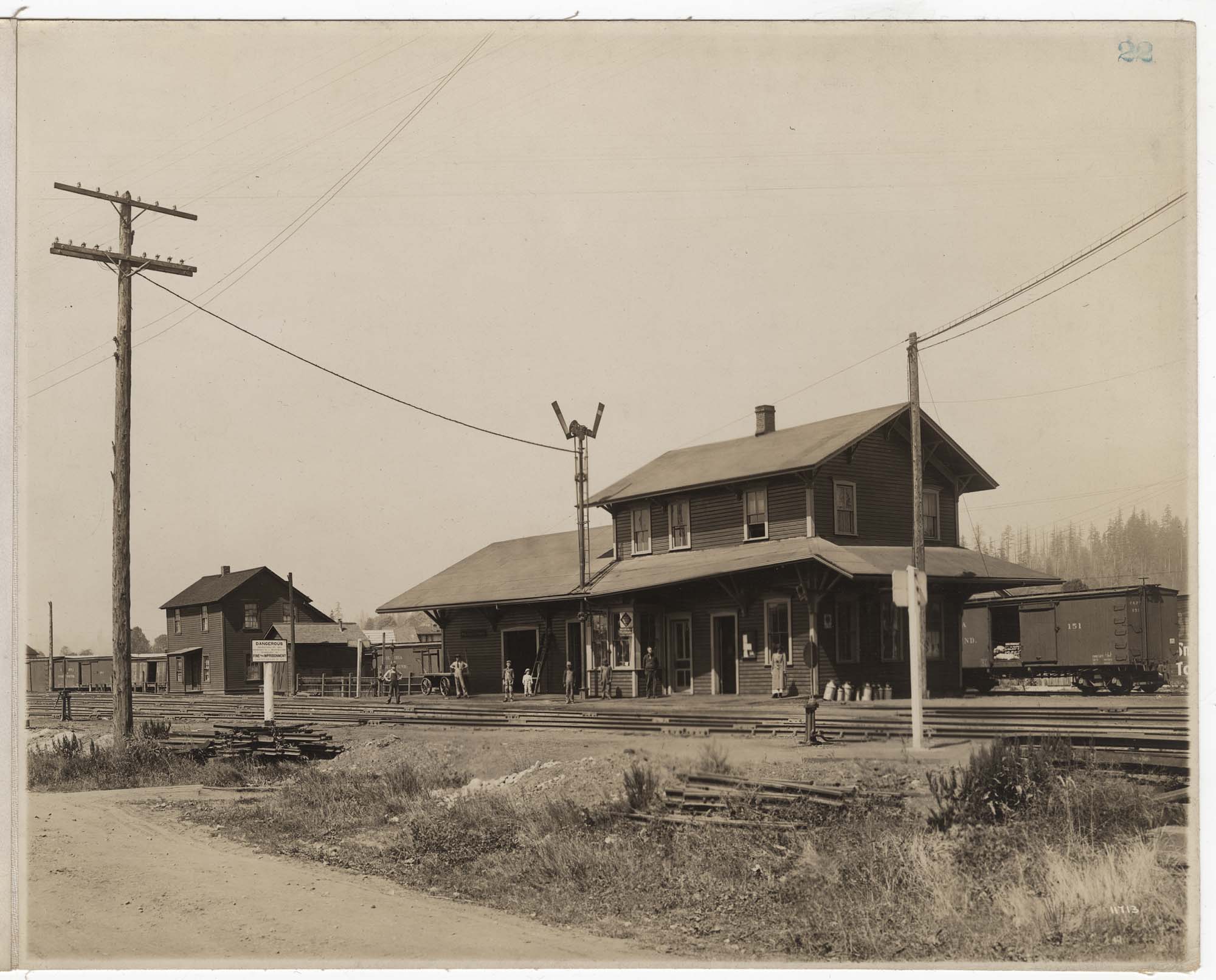 Image of Columbia & Puget Sound Railroad depot, Renton, circa 1915
