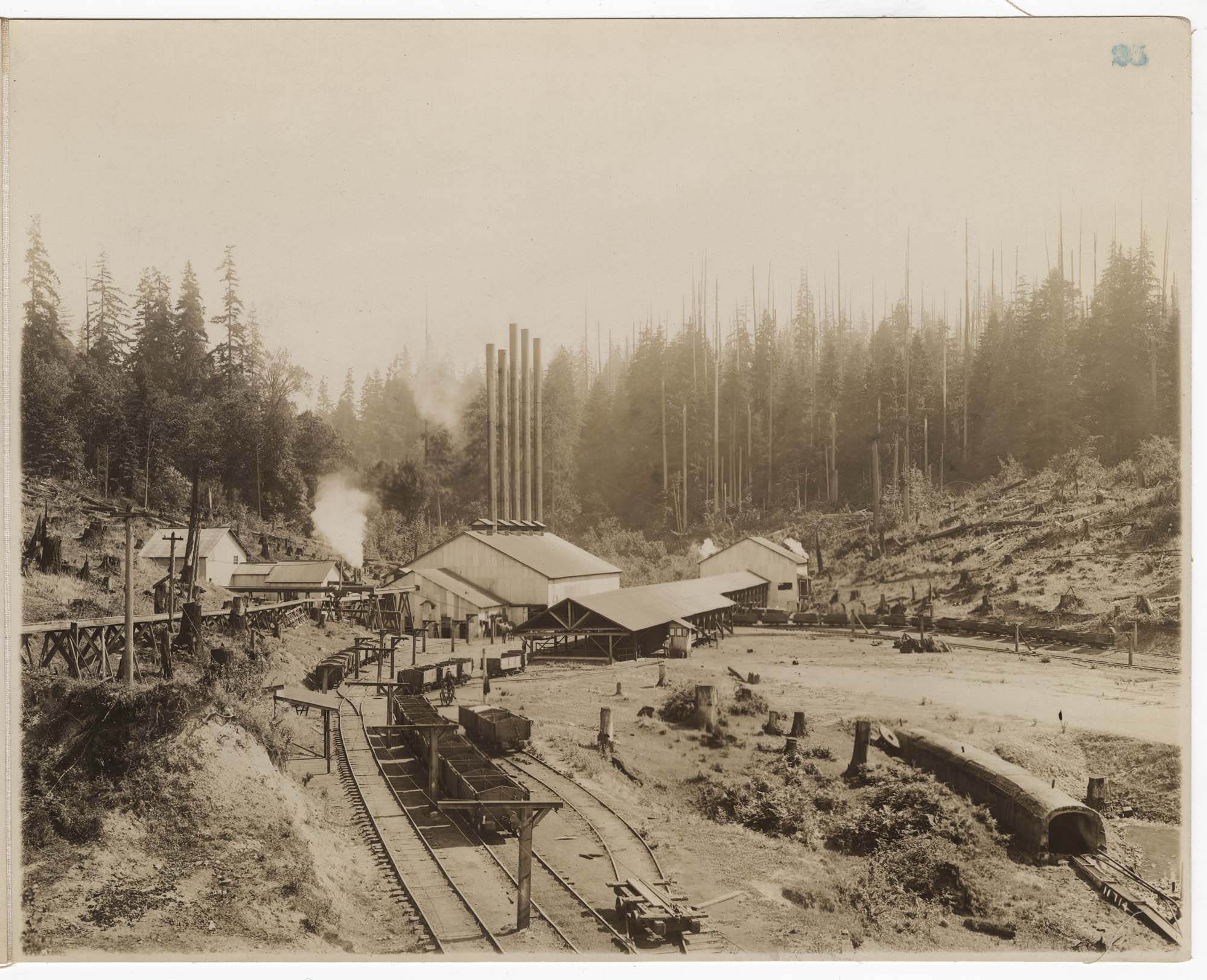 Image of Ford Mine top works, Coal Creek, circa 1915