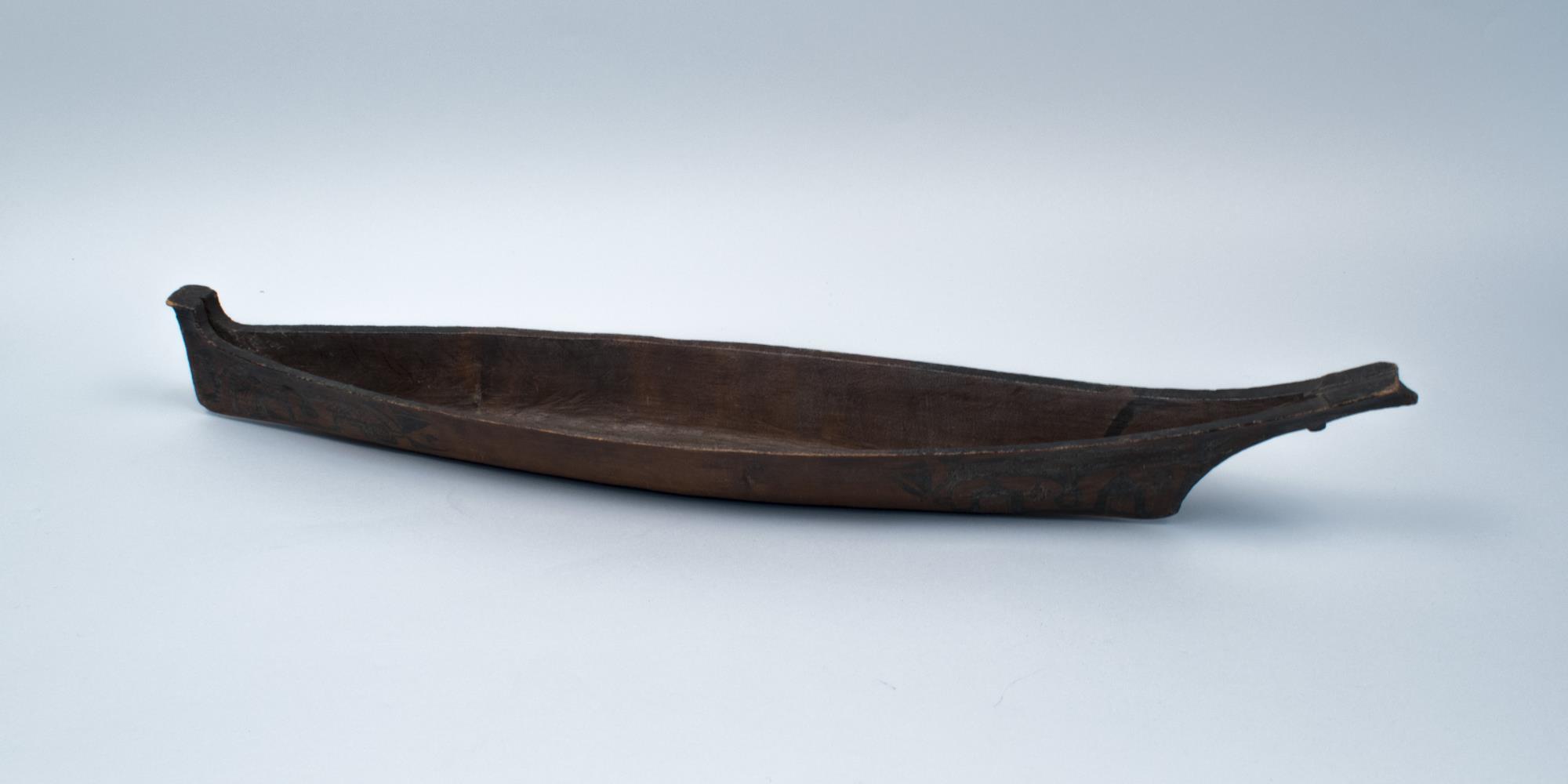 Image of Model canoe carving given as gift to donor's father from Chief Si'ahl (Chief Seattle), 1891