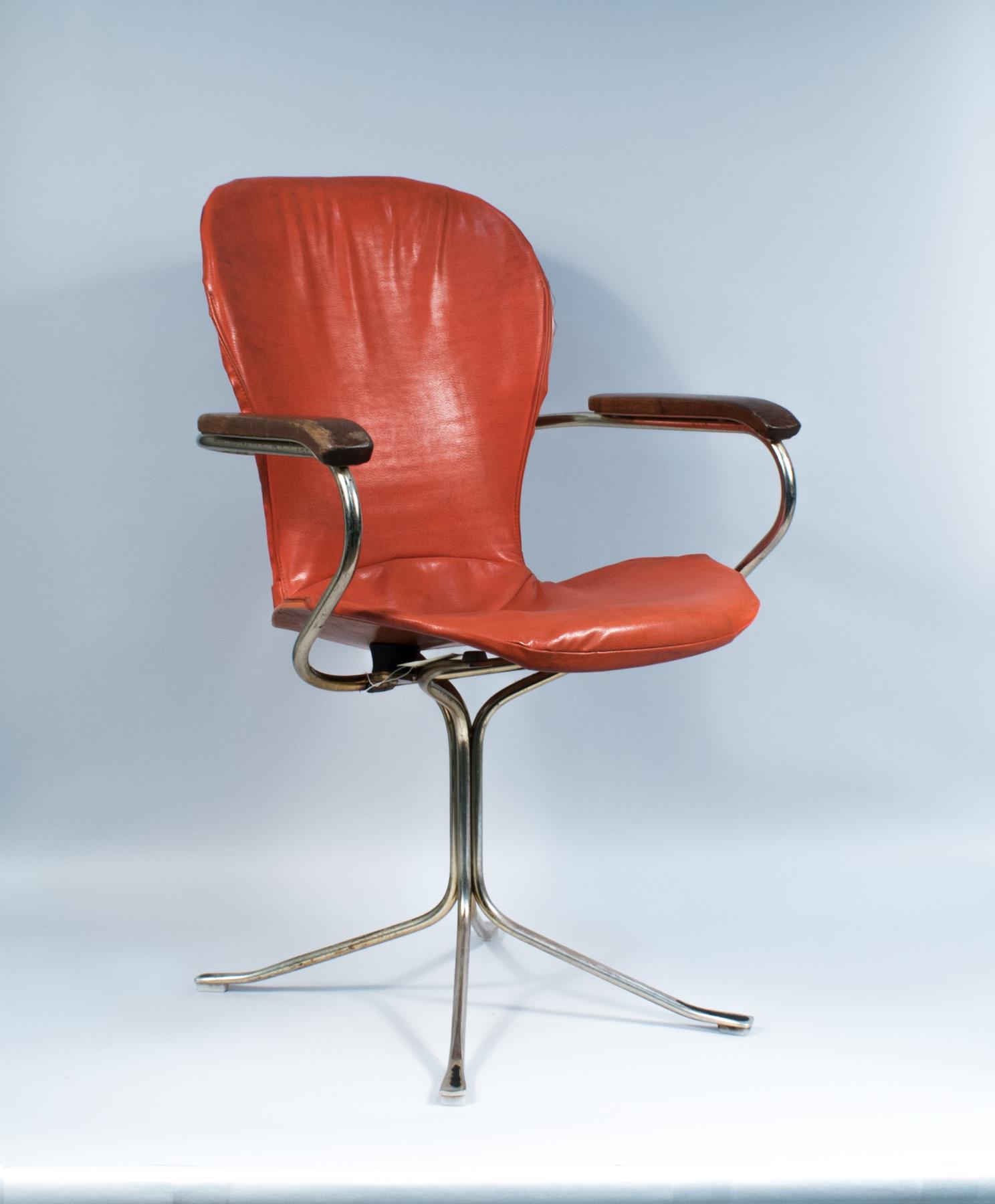 Image of ION armchair from Space Needle revolving restaurant, 1962