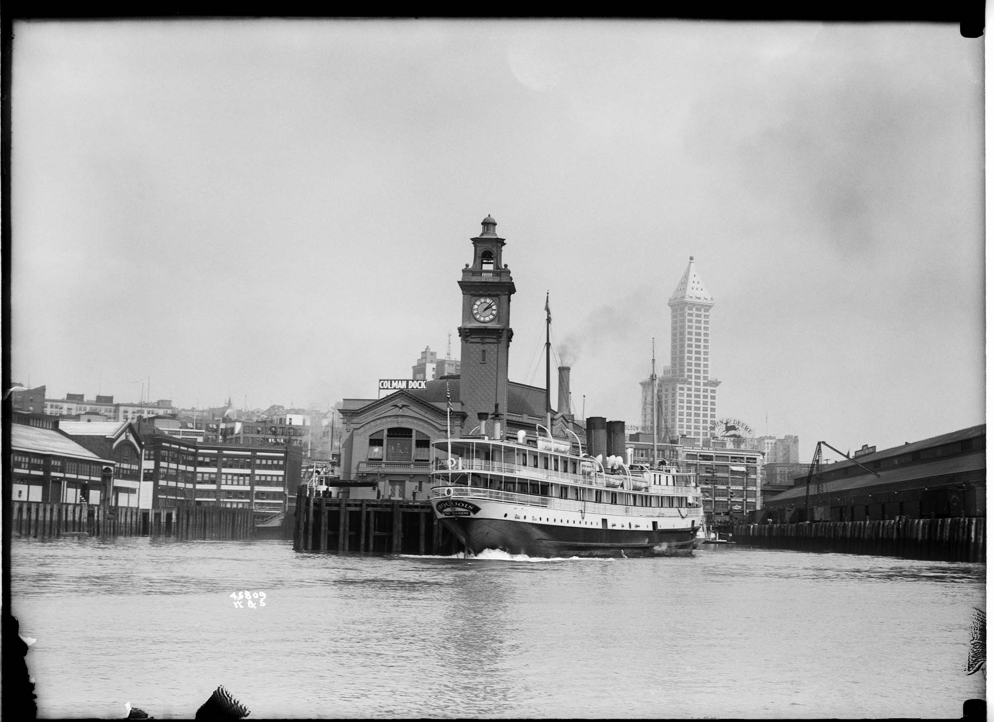 Image of Colman Dock, Seattle, 1915