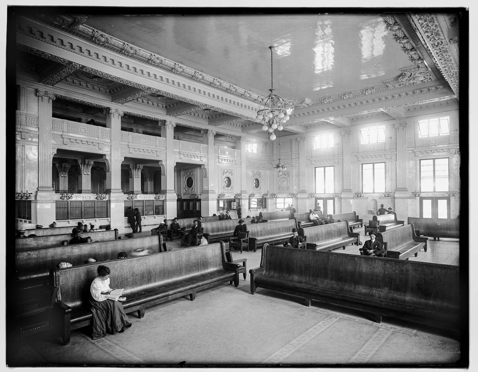 Image of King Street Station waiting room, Seattle, circa 1906