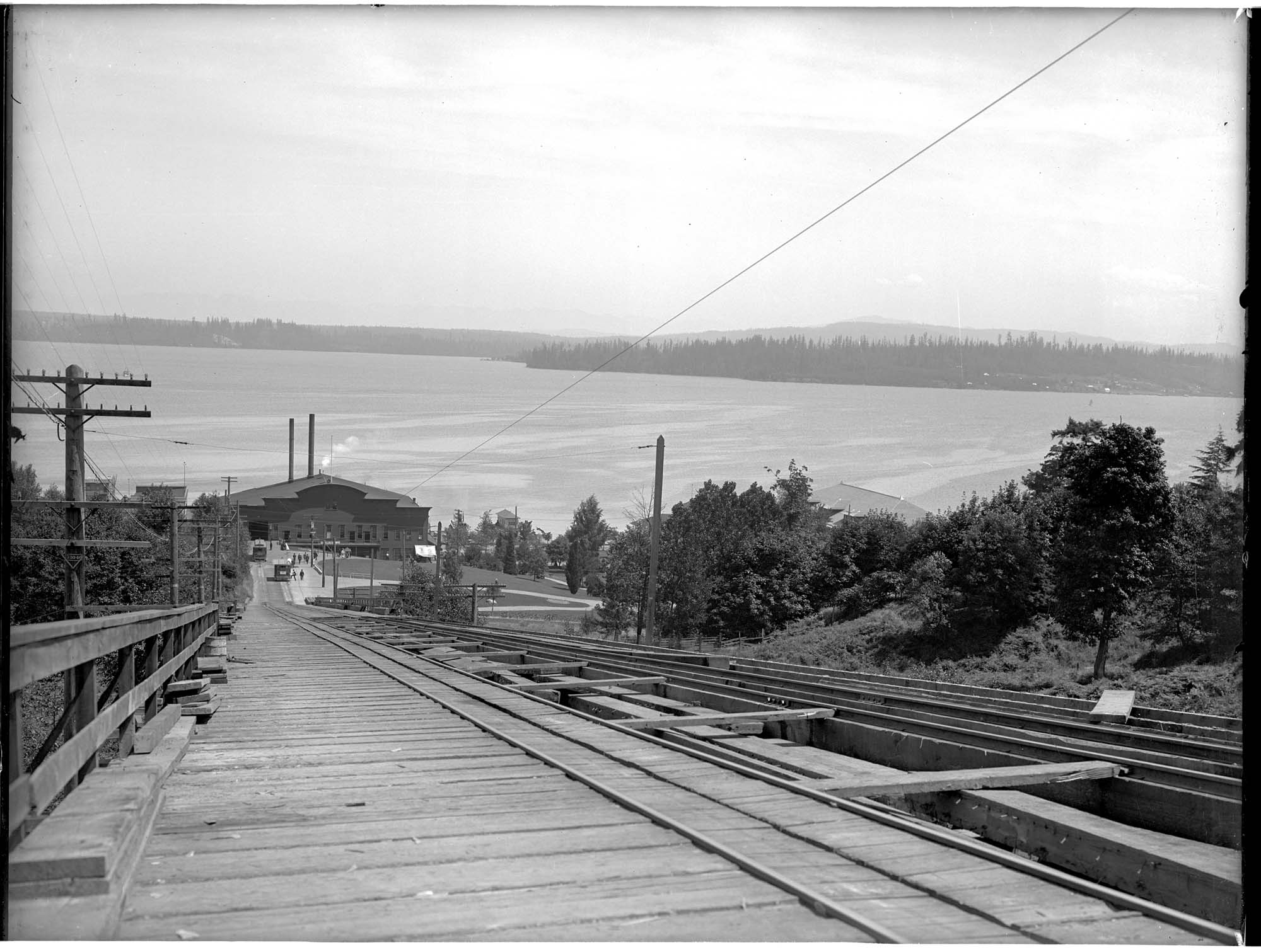 Image of Trestle and powerhouse on Leschi cable car line, Seattle, circa 1905