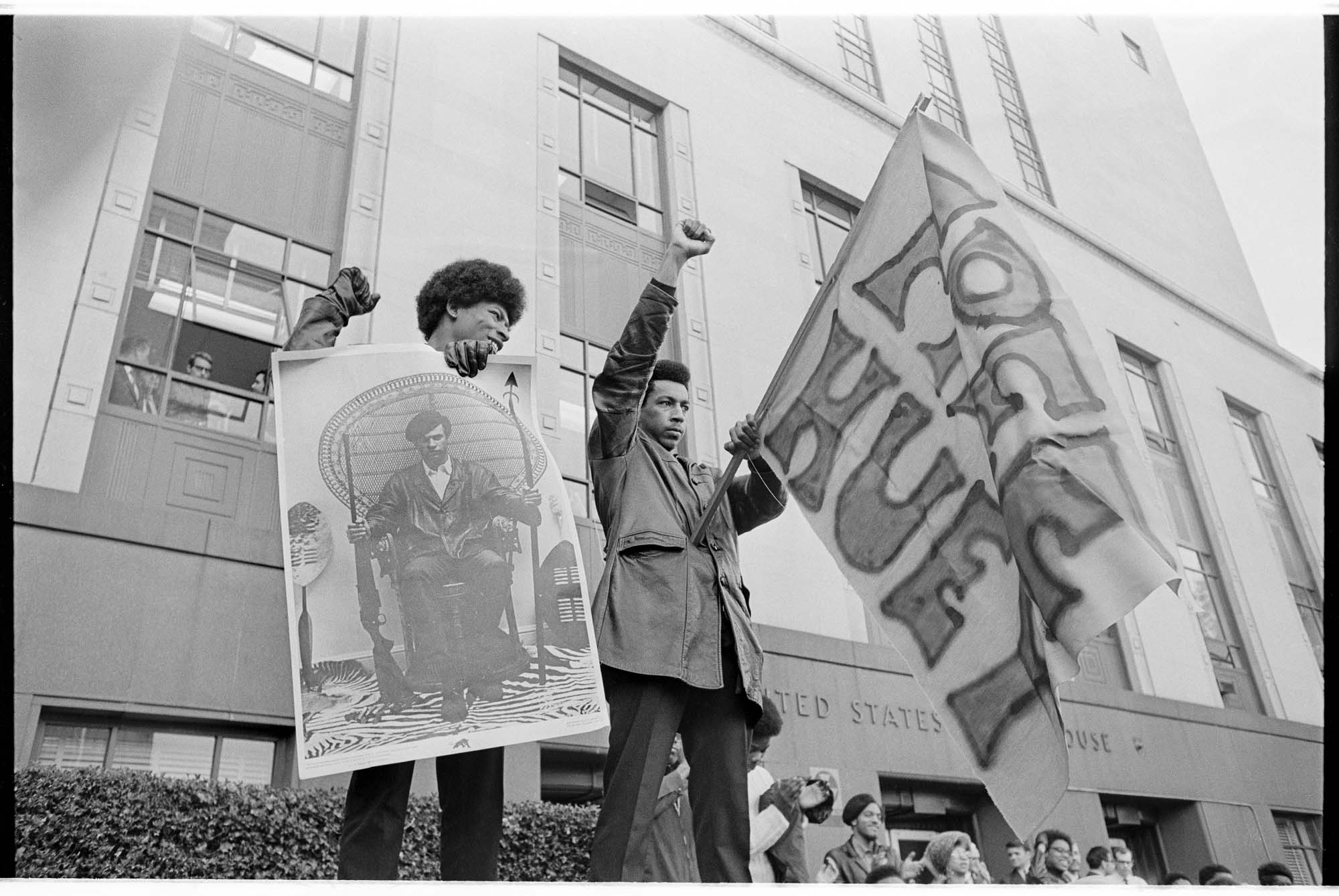 Image of Black Panthers demonstrating at federal courthouse, Seattle, 1969<br />Black Panthers demonstrating at federal courthouse, Seattle, May 1969