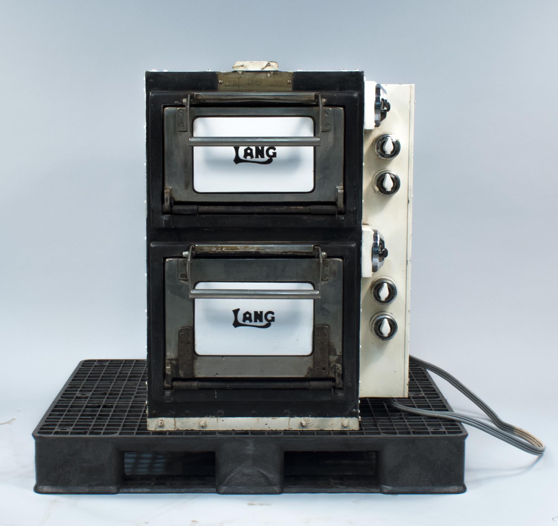 Image of Lang electric pizza oven, 1939