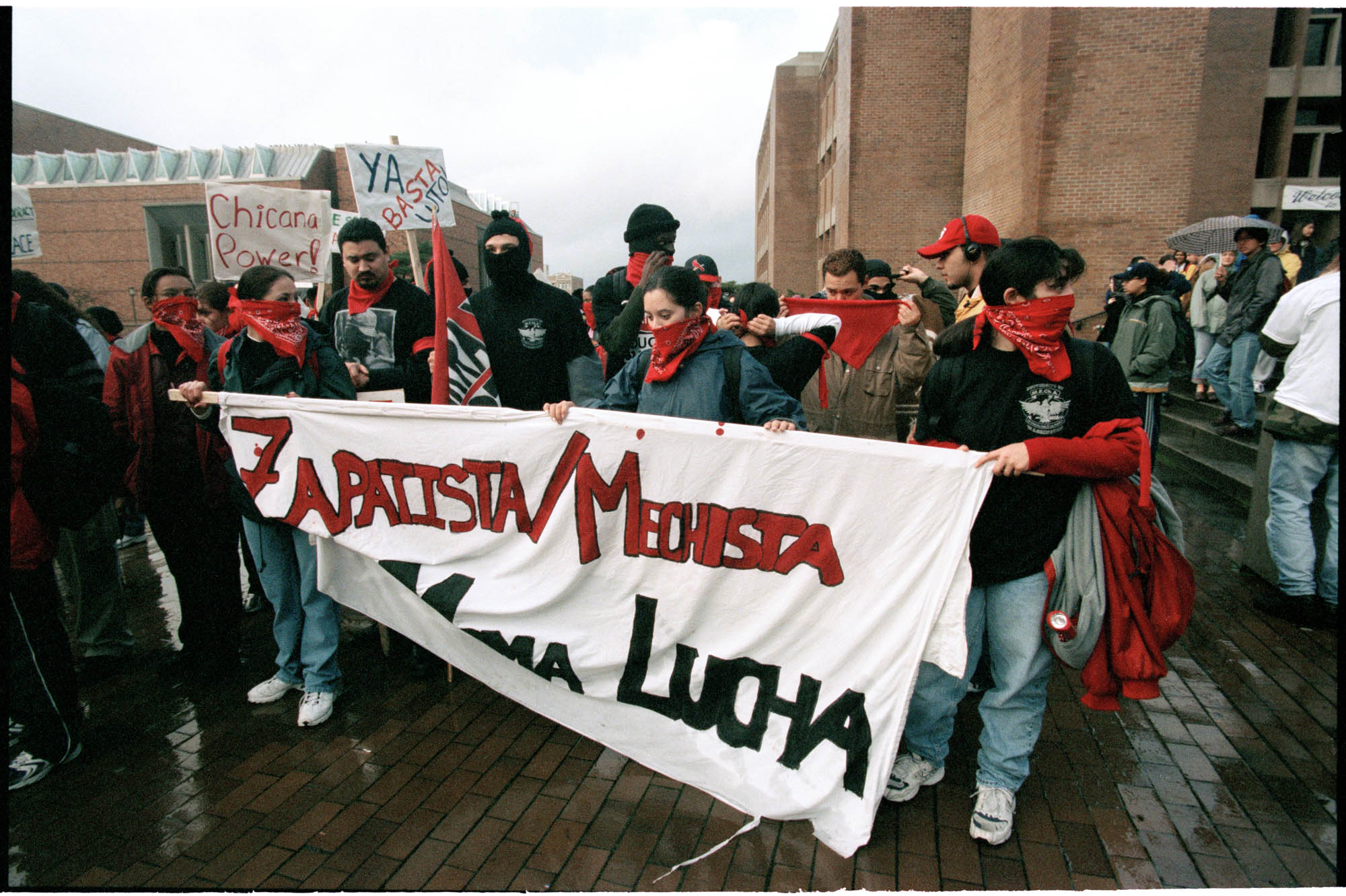 Image of UW MEChA group protesting the WTO conference, Seattle, November 30, 1999