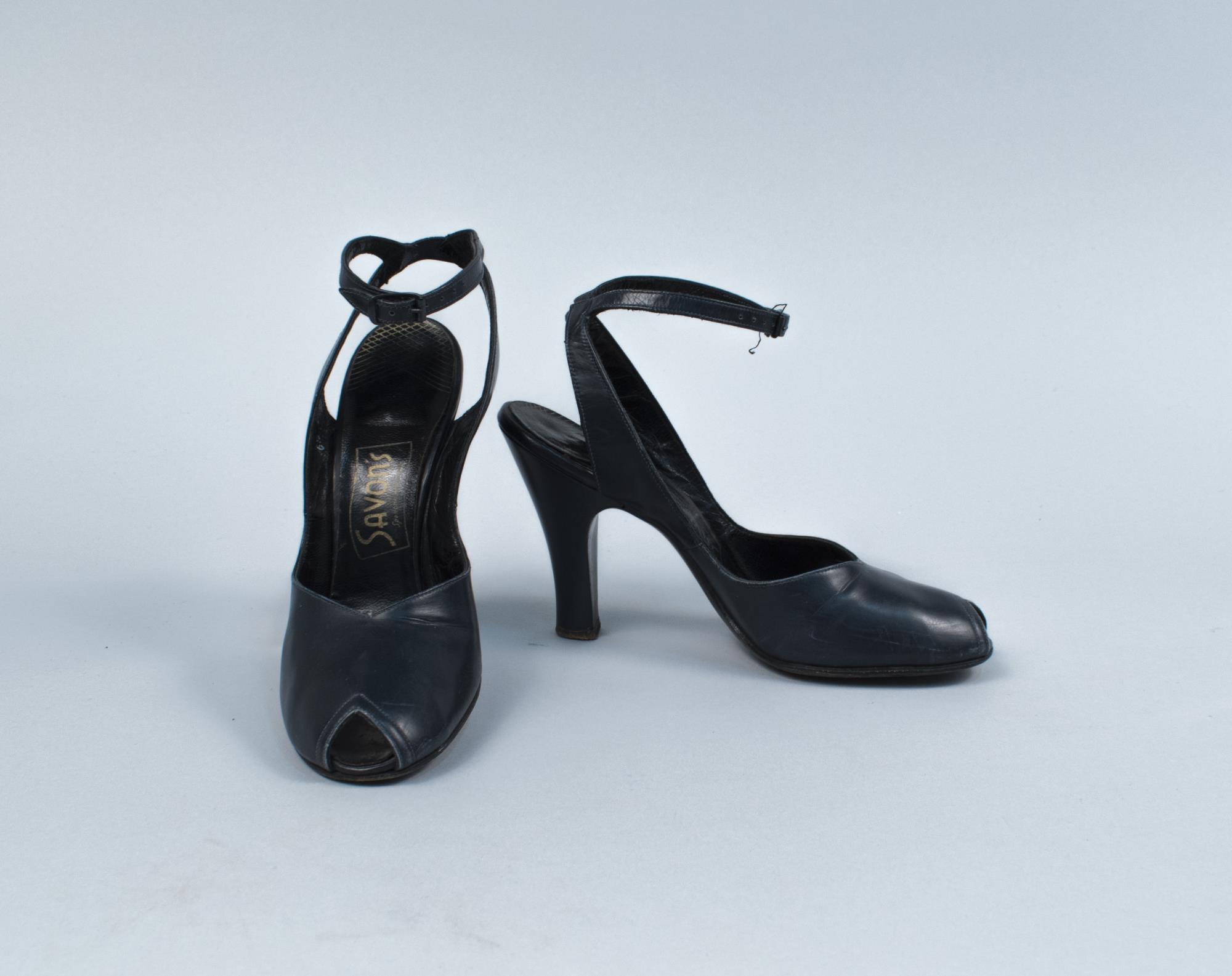 Image of Dark-blue peep-toe pumps, ca. 1940s