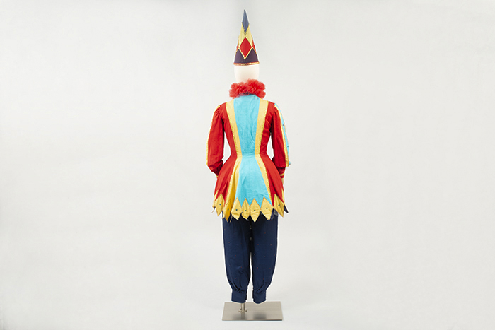 Image of Costume worn by children's TV personality Wunda Wunda, ca. 1970