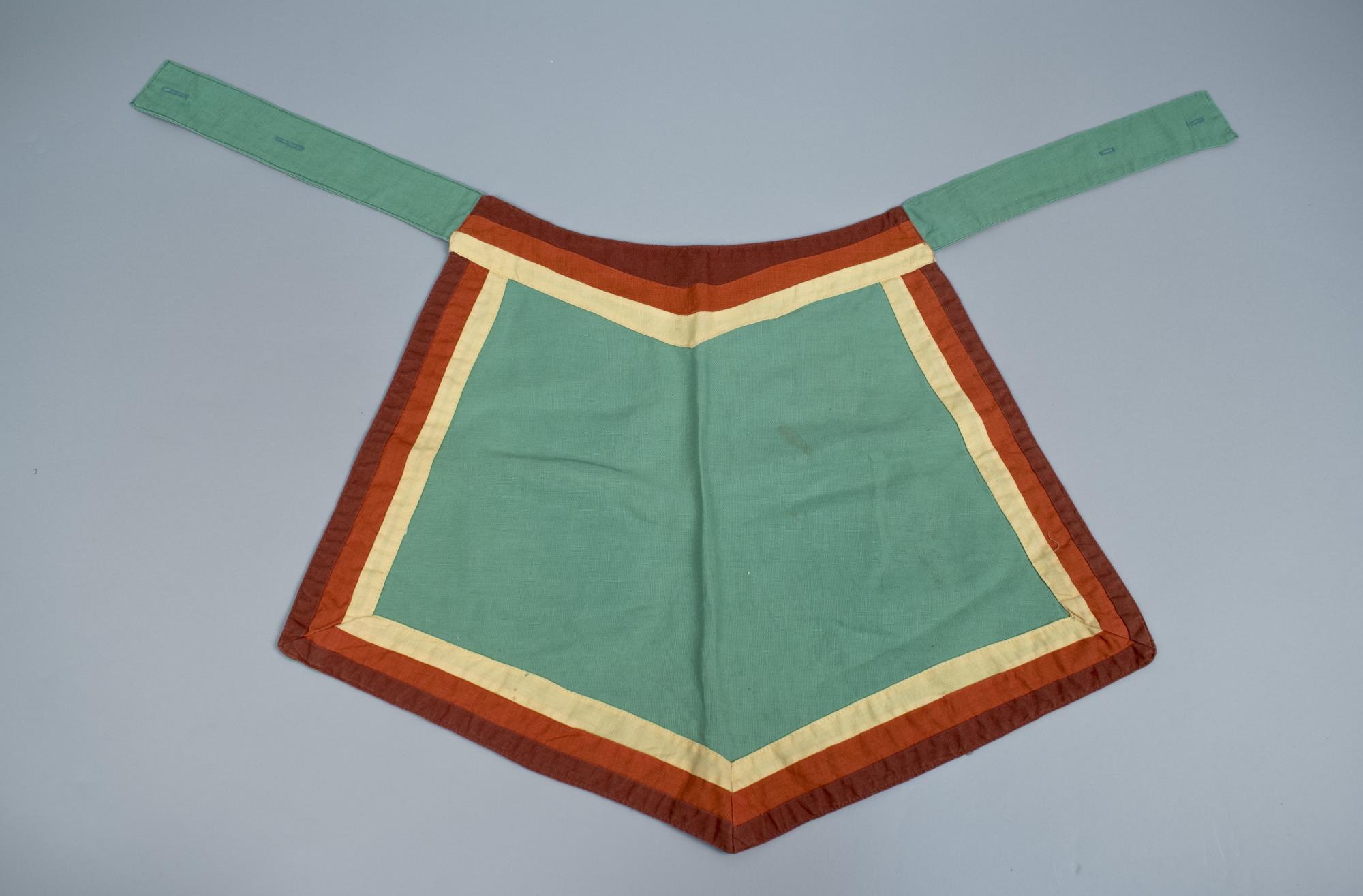 Image of Bartell Drugs waitress apron, ca. 1940s-1950s