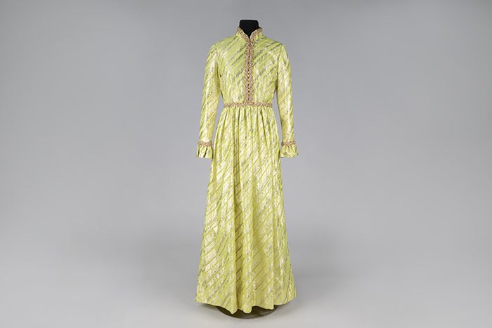 Image of Long green Oscar de la Renta dress, ca. 1970