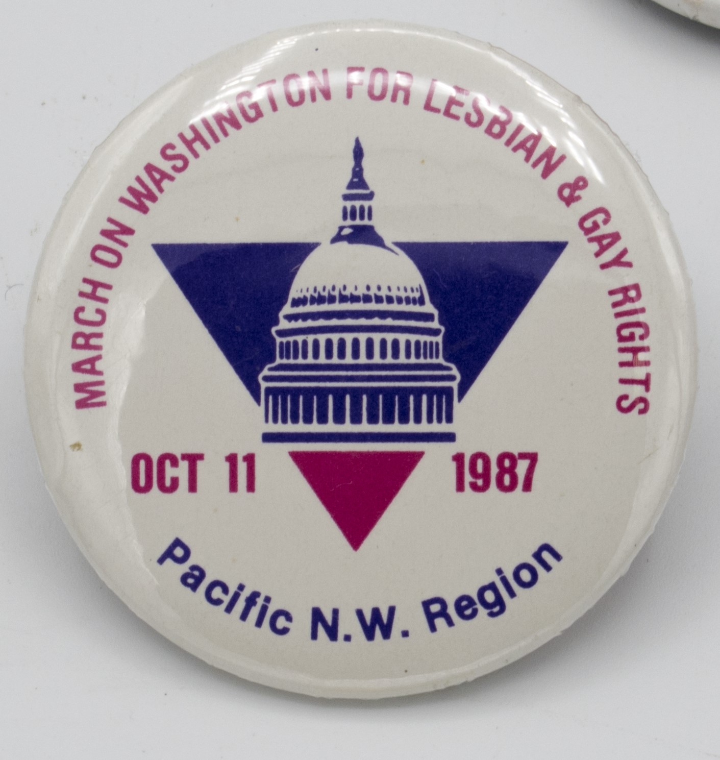 Image of Button pin, 