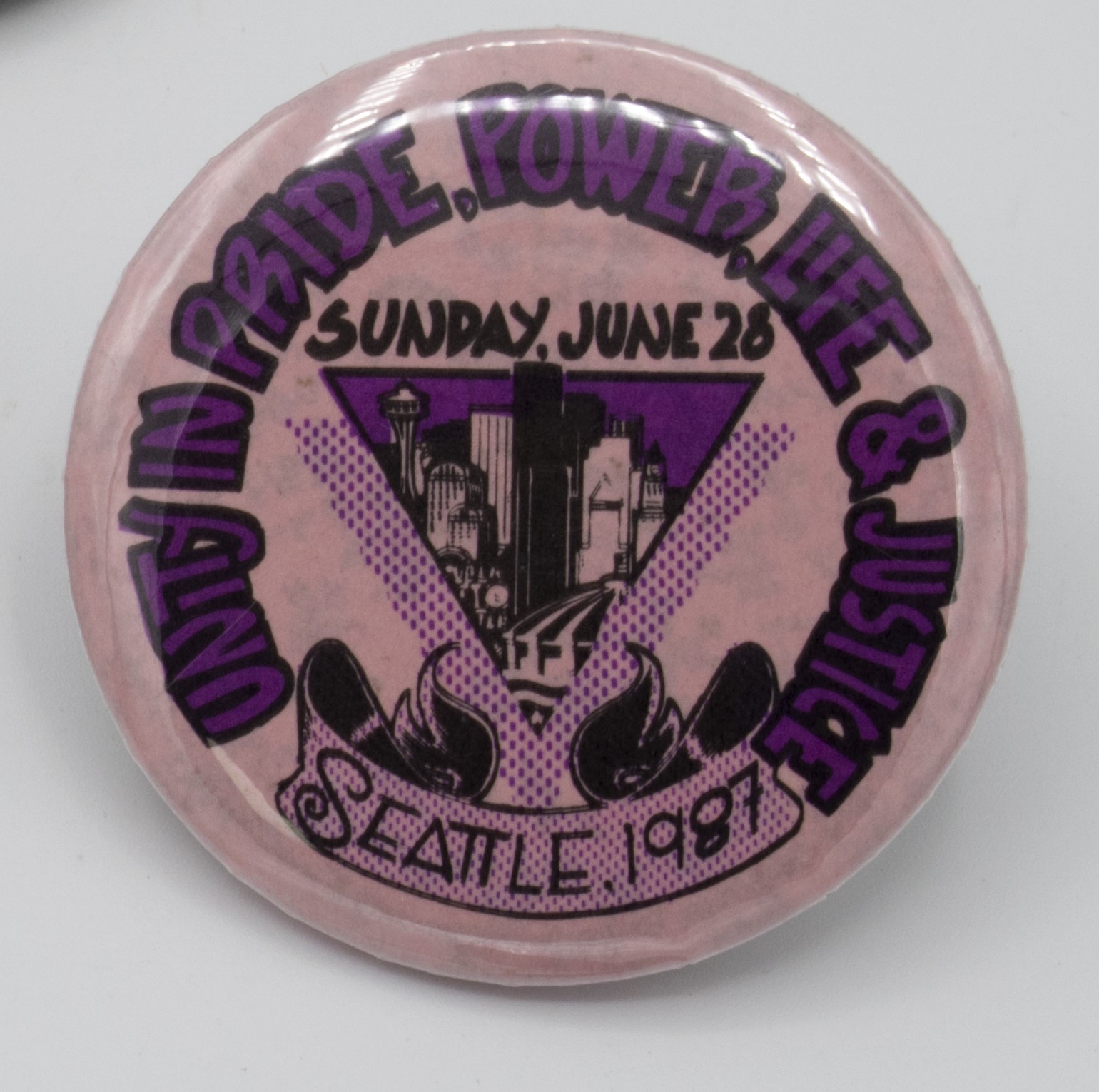 Image of Button pin, 