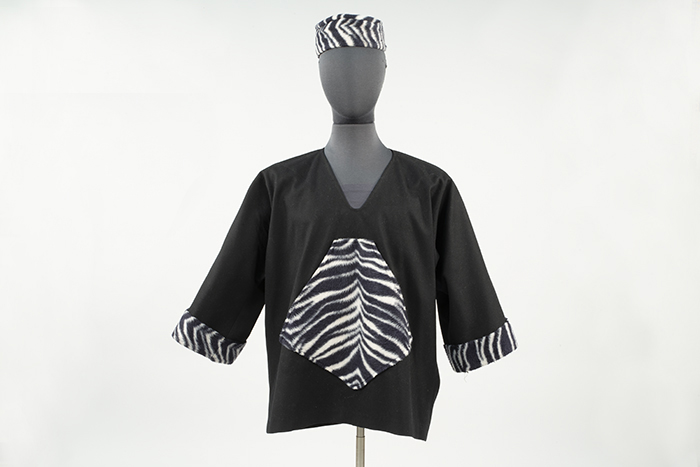 Image of Dashiki and hat made by the Black People's Unity Movement of Camden, New Jersey, 1968-1969