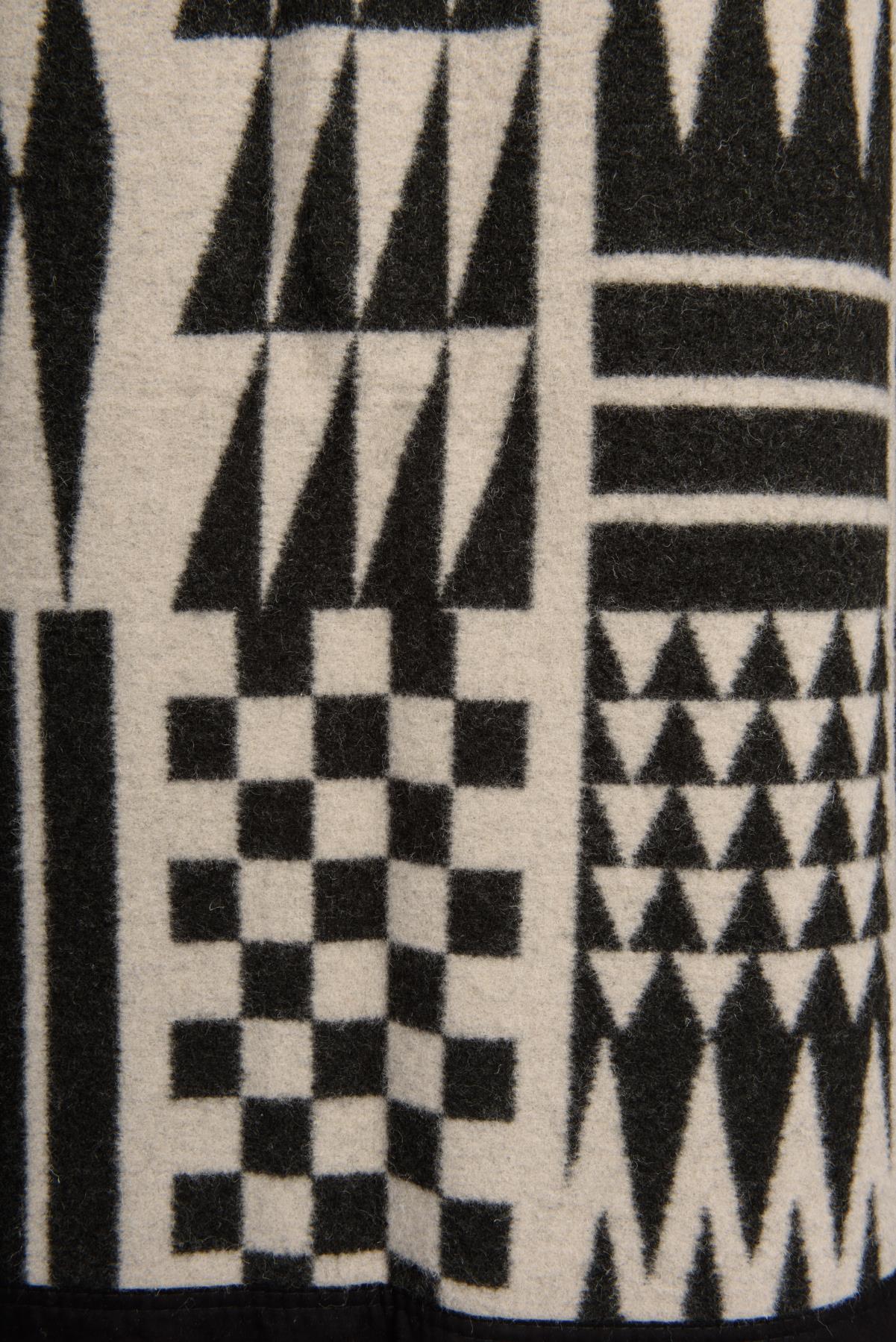 Image of Salish pattern Honor blanket, designed by Louie Gong of Eighth Generation, 2018