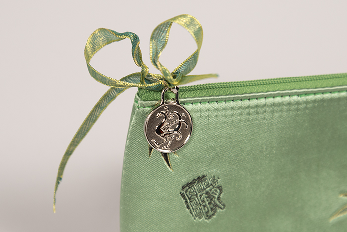 Image of Chinese takeout-style purse, 1998-2010