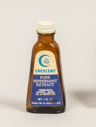 Image of Bottle of Pure Peppermint Extract from Crescent Mfg. Co., ca. 1980