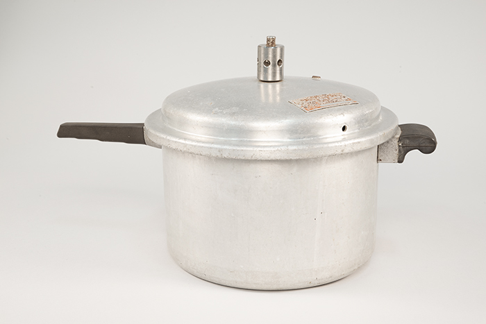 Image of Pressure cooker used at a Kentucky Fried Chicken franchise owned by Gill Centioli, founder of Gil's Hamburgers