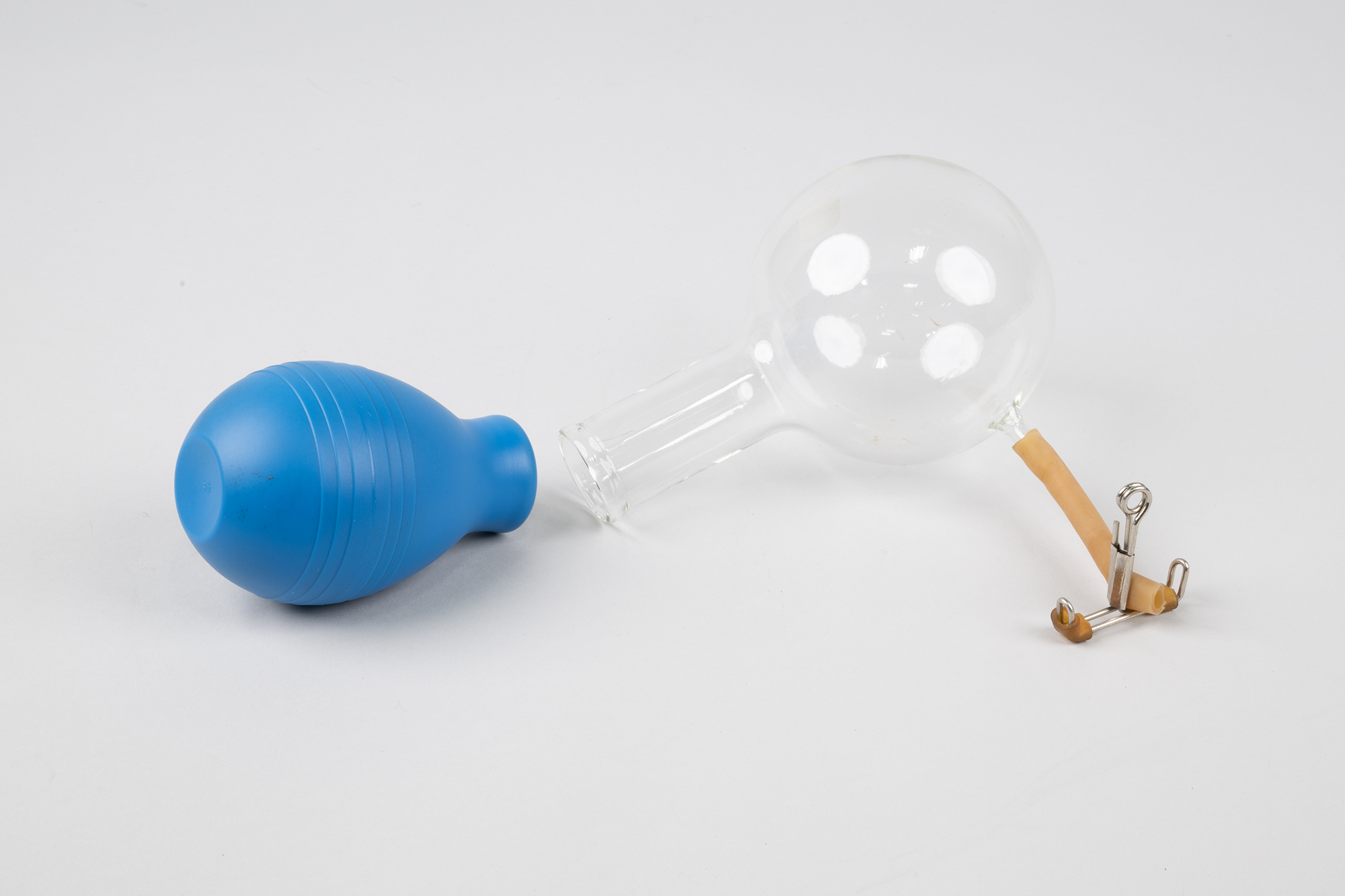 Image of Cloud apparatus made by Bill Nye, 1990s