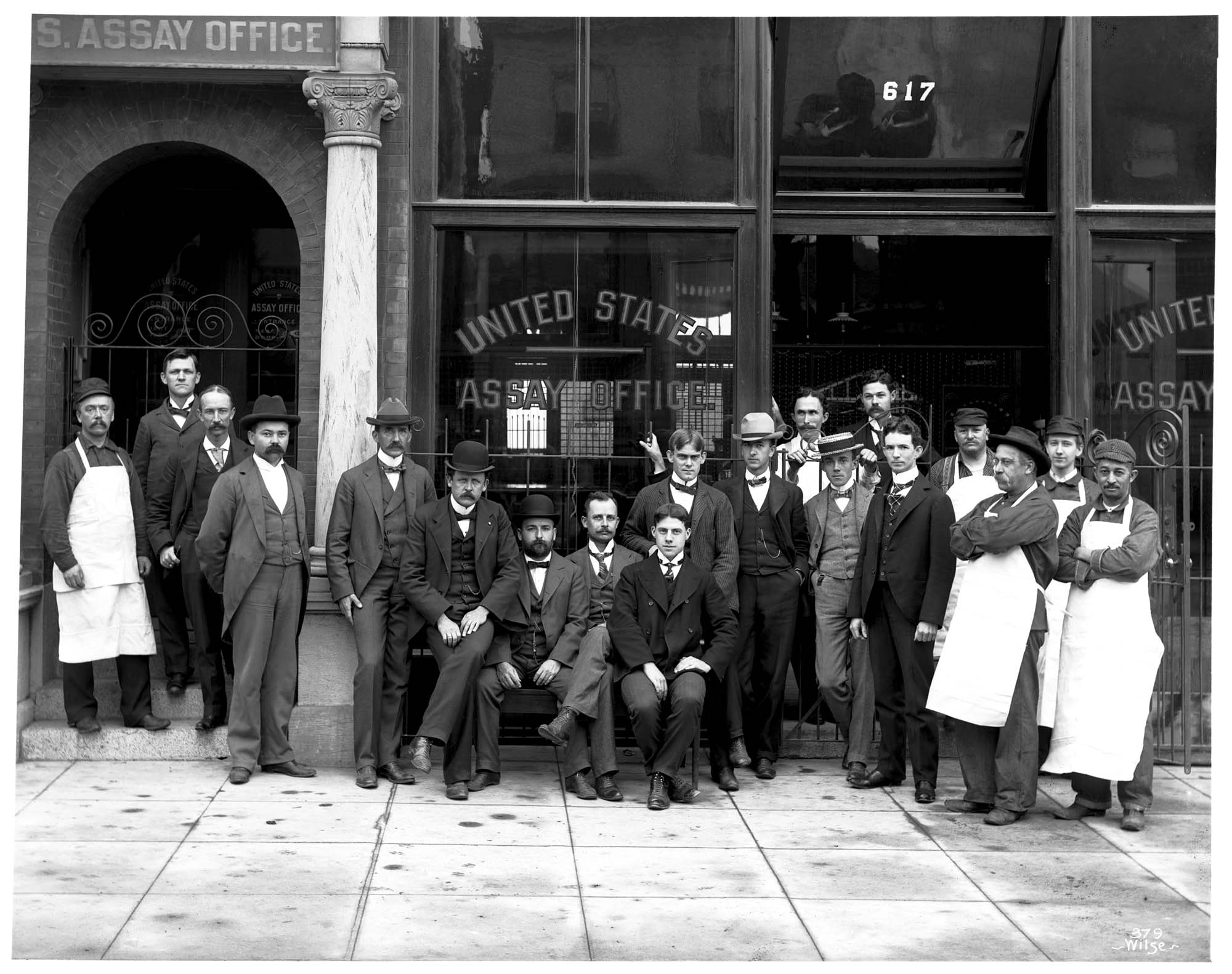Image of Staff outside U.S. Assay Office, Seattle, circa 1899