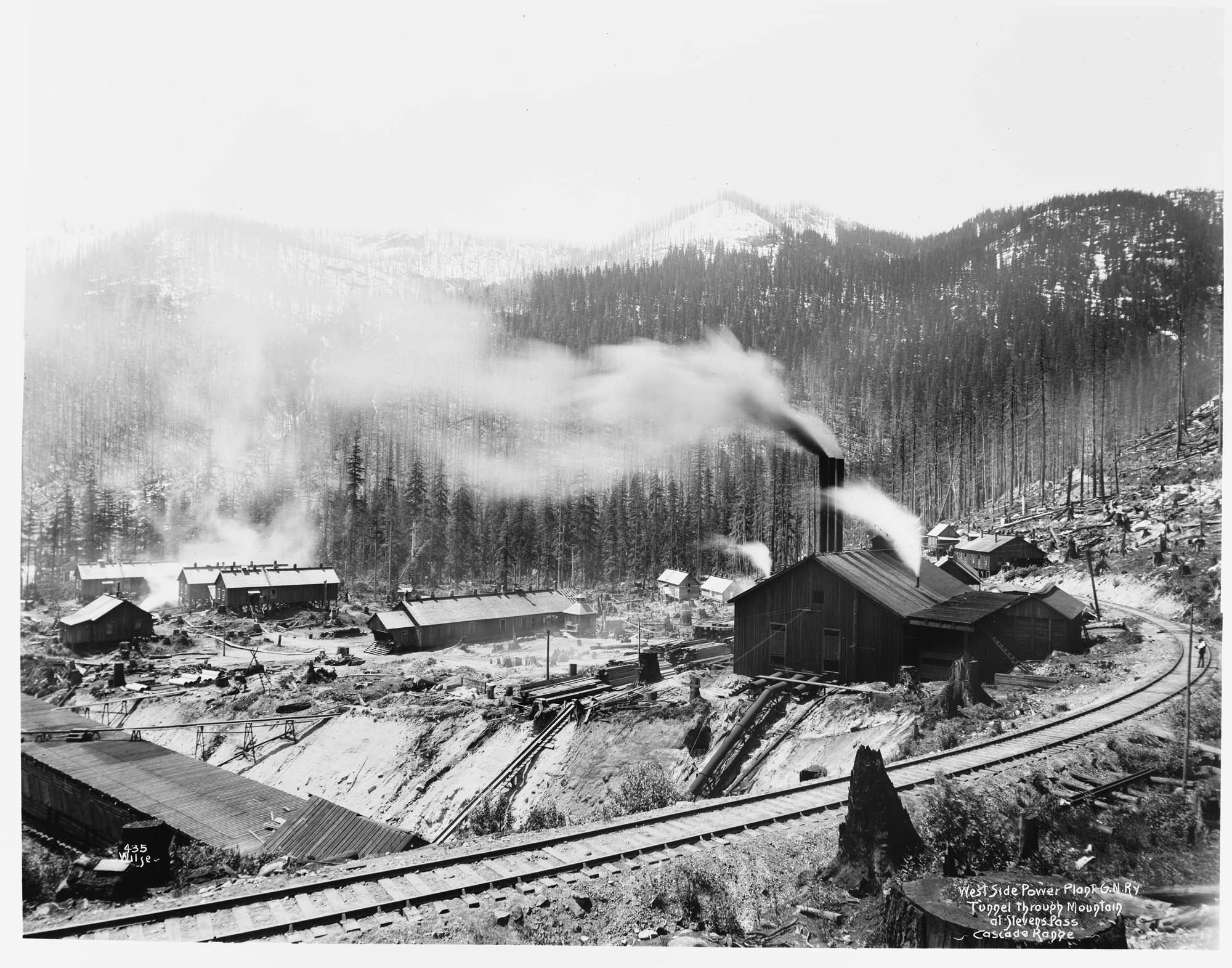 Image of Great Northern Railway power plant, circa 1898