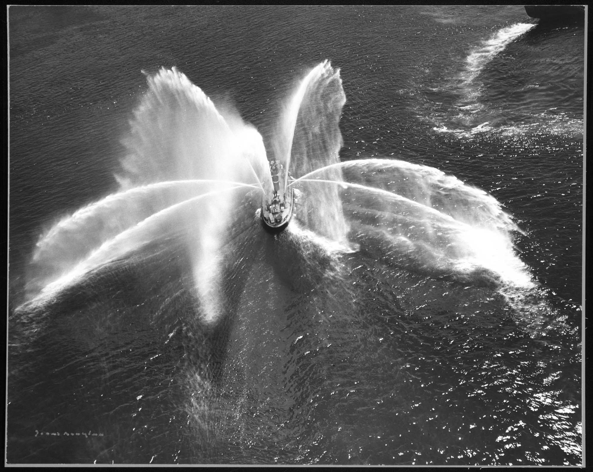 Image of Fireboat Alki in Elliott Bay, Seattle, 1949