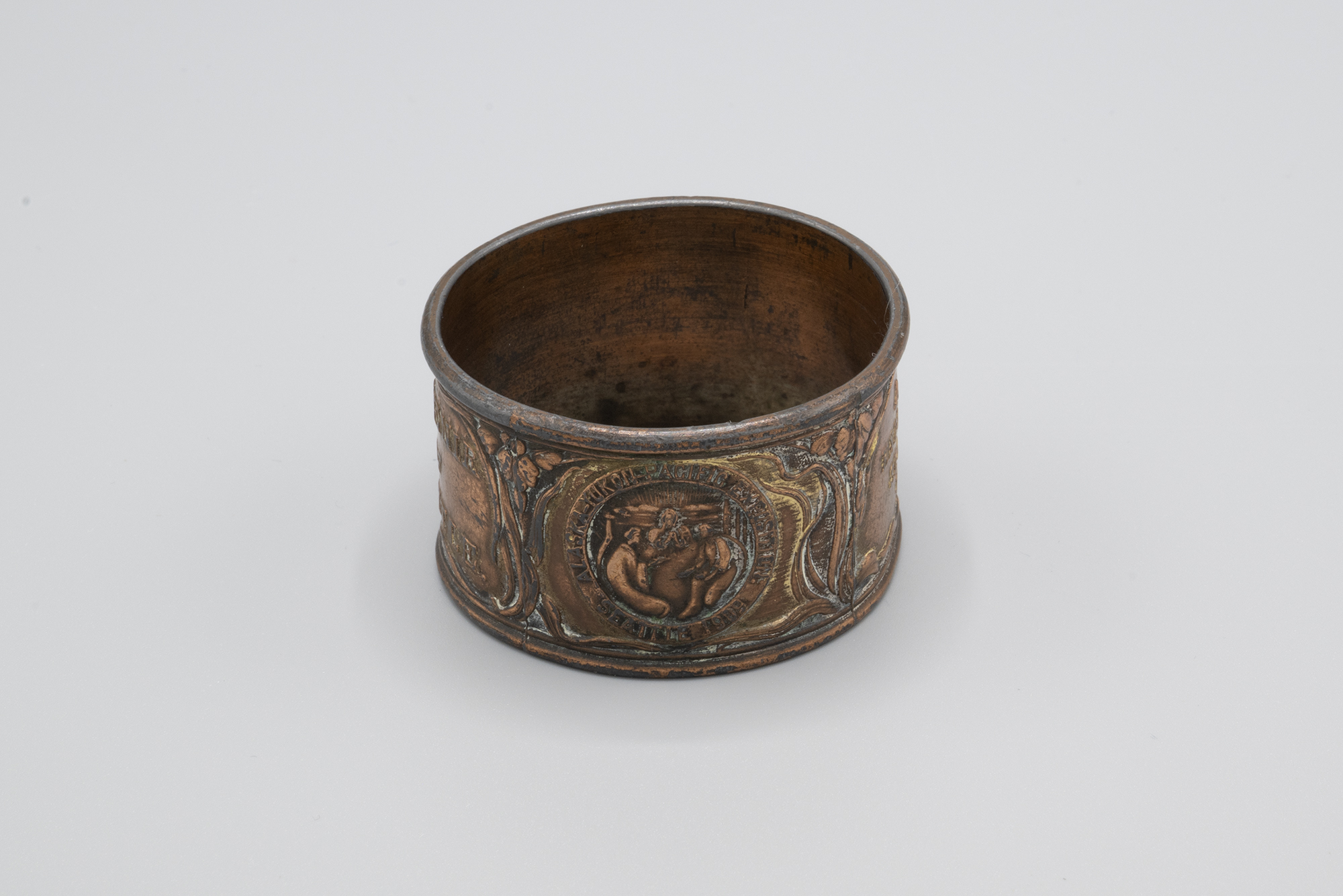 Image of Napkin ring commemorating the Alaska-Yukon-Pacific Exposition (AYPE), 1909
