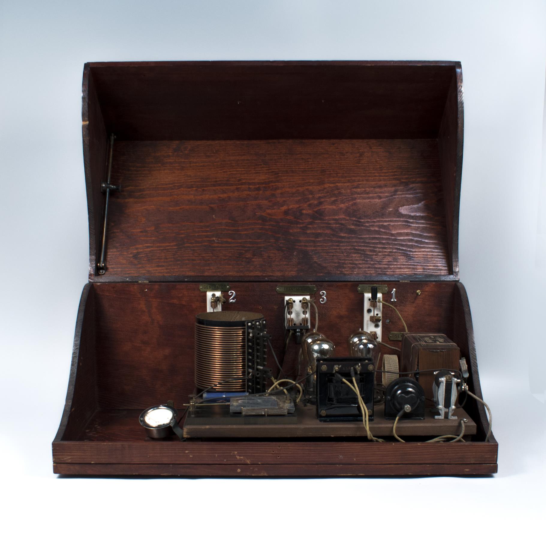 Image of Transmitter and receiver from KZC radio station, ca. 1922