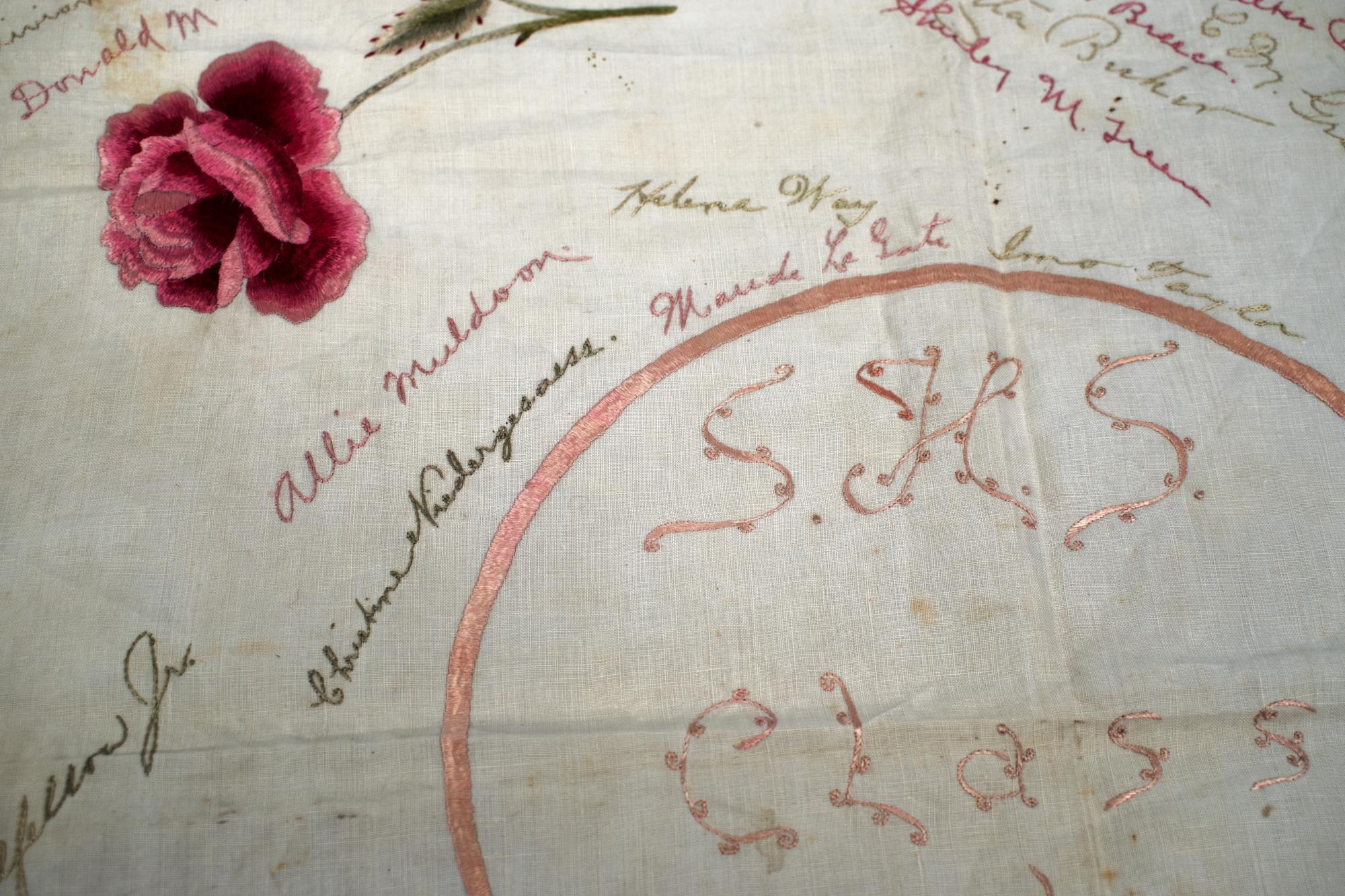 Image of Signature handkerchief of Seattle High School, class of 1899