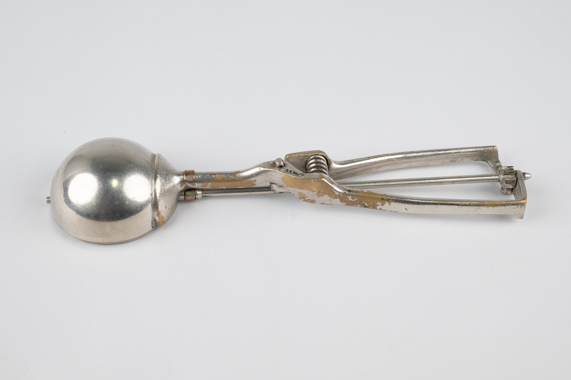 Image of Ice cream scoop from Capitol Hill Drug store, ca. 1920-1950
