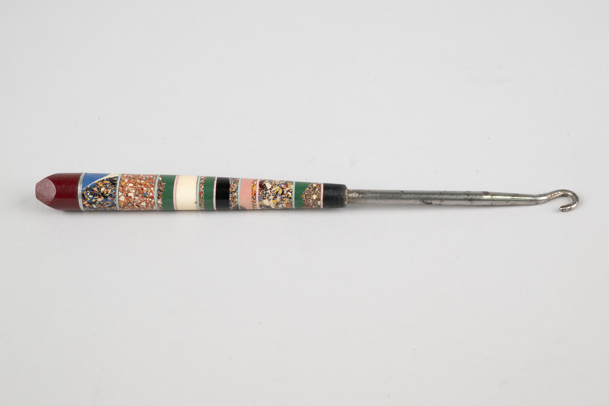 Image of Buttonhook with mosaic pattern handle, ca. 1890-1910