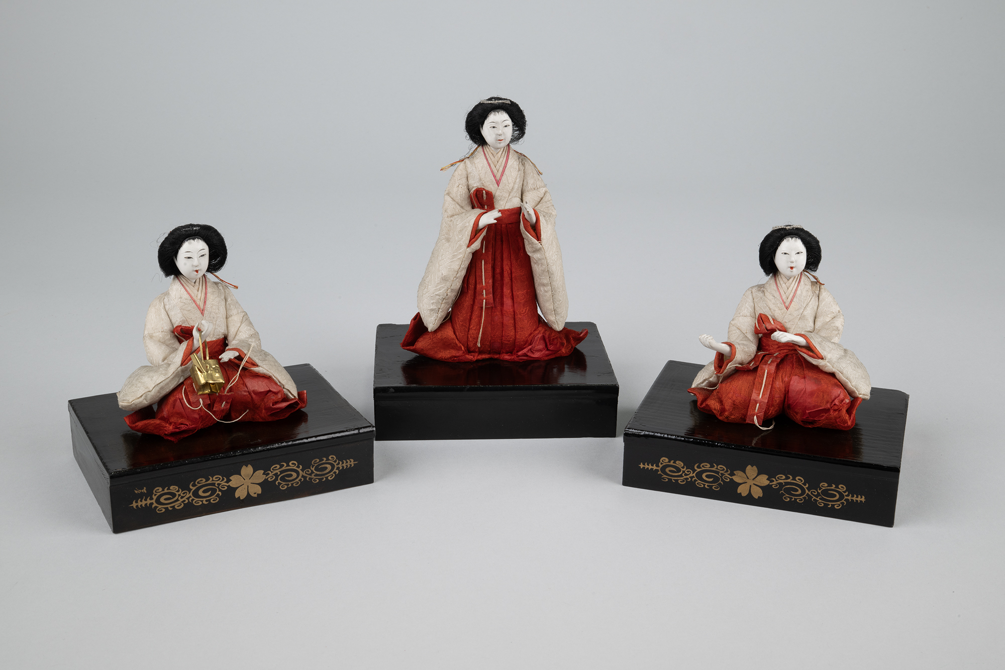 Image of Three dolls, high servants to the empress, from a Girls’ Day set, ca. 1930-1940
