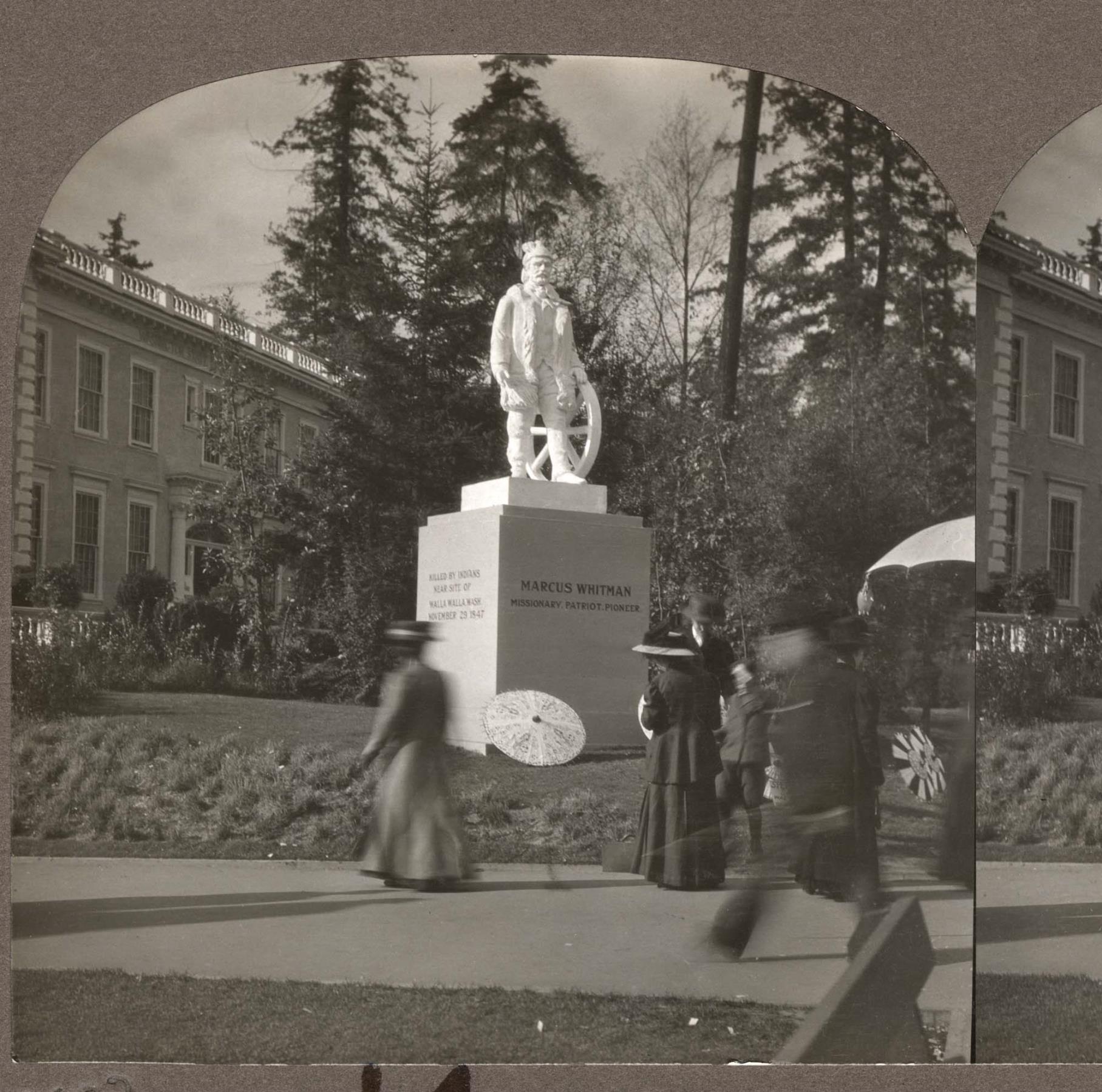 Image of Whitman statue, Alaska-Yukon-Pacific Exposition, Seattle, 1909