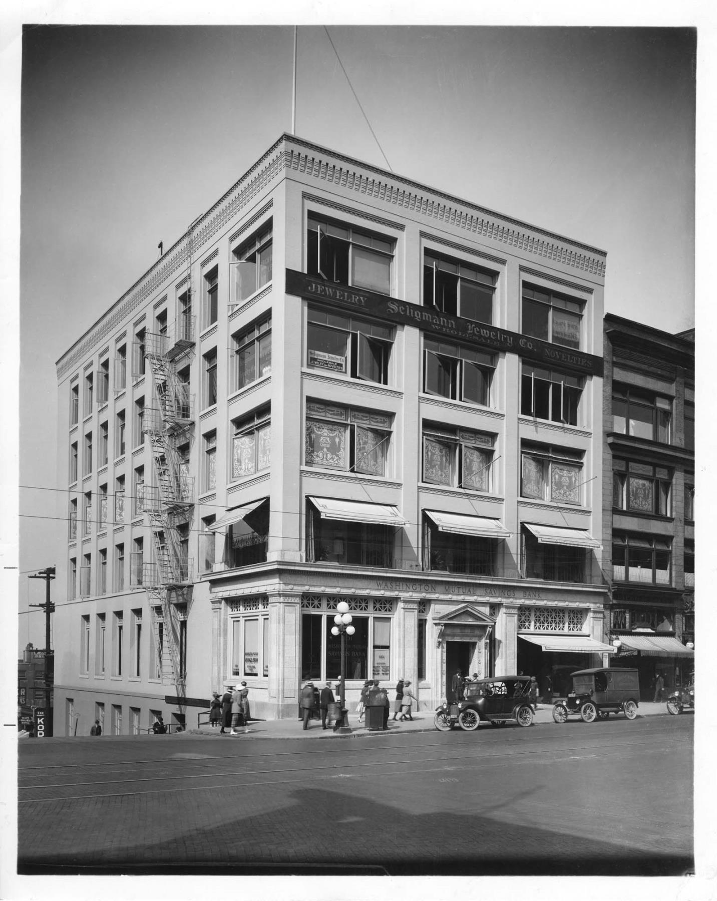 Image of Washingon Mutual Savings Bank building at 1101 Second Avenue, Seattle, 1921