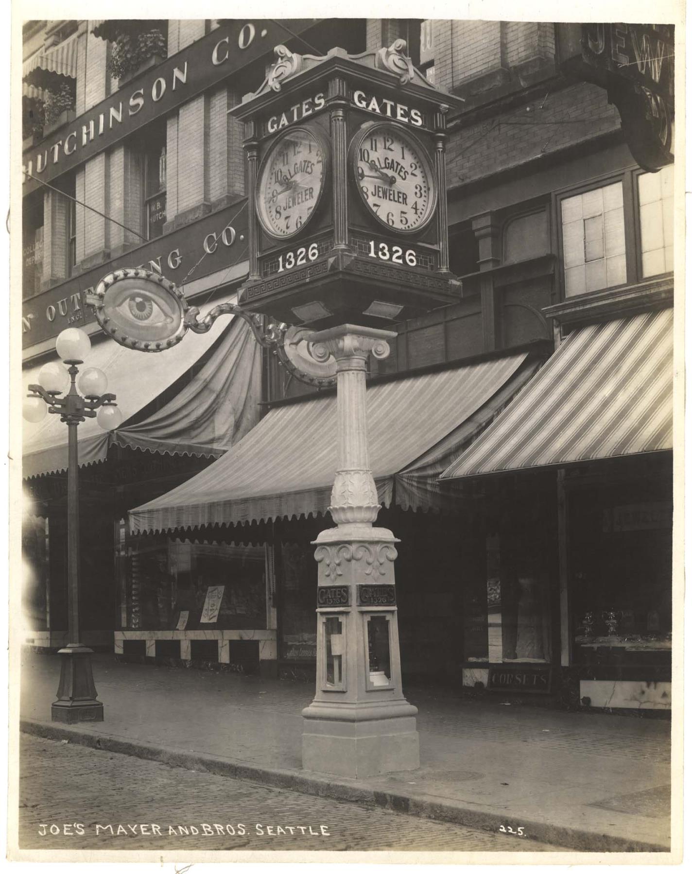 Image of Street clock in front of B.L. Gates jeweler, Seattle, circa 1914
