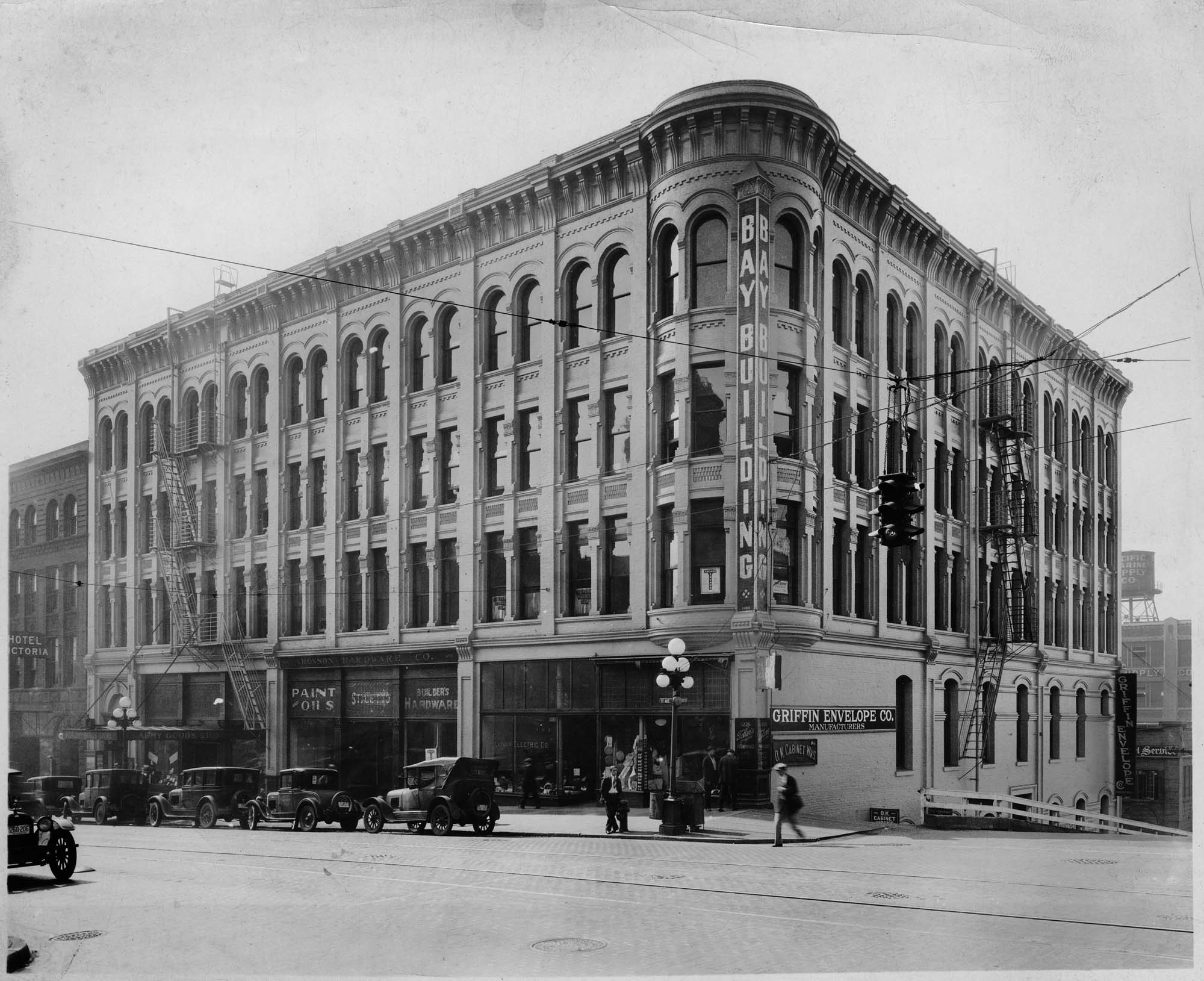 Image of Bay Building on the corner of First Avenue and University Street, Seattle, circa 1925