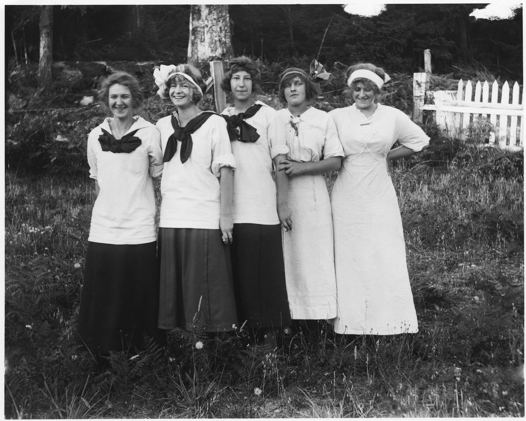 Image of Group of young women, Seattle, circa 1912