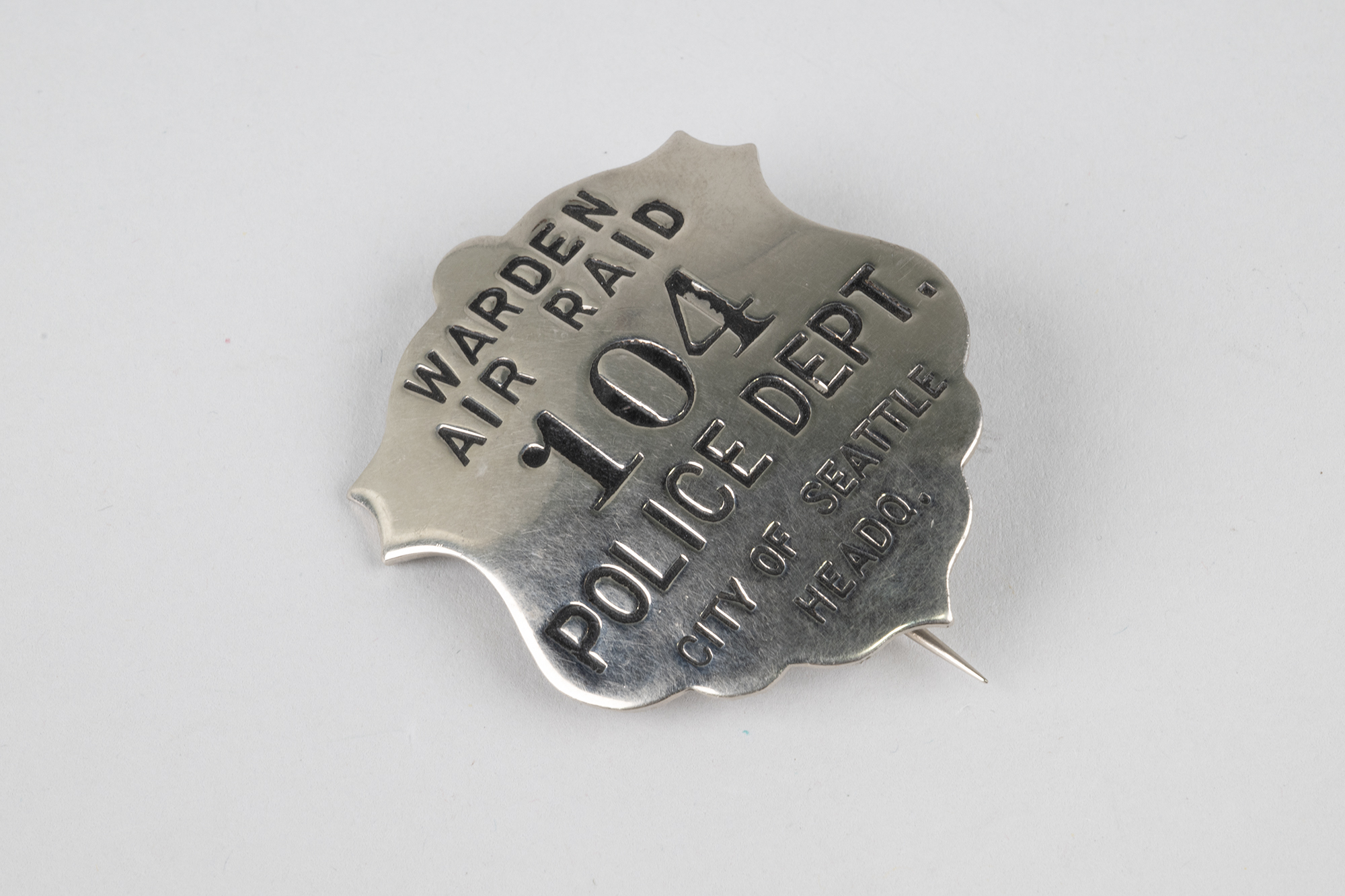 Image of Seattle Air Raid Warden badge, 1941-1945
