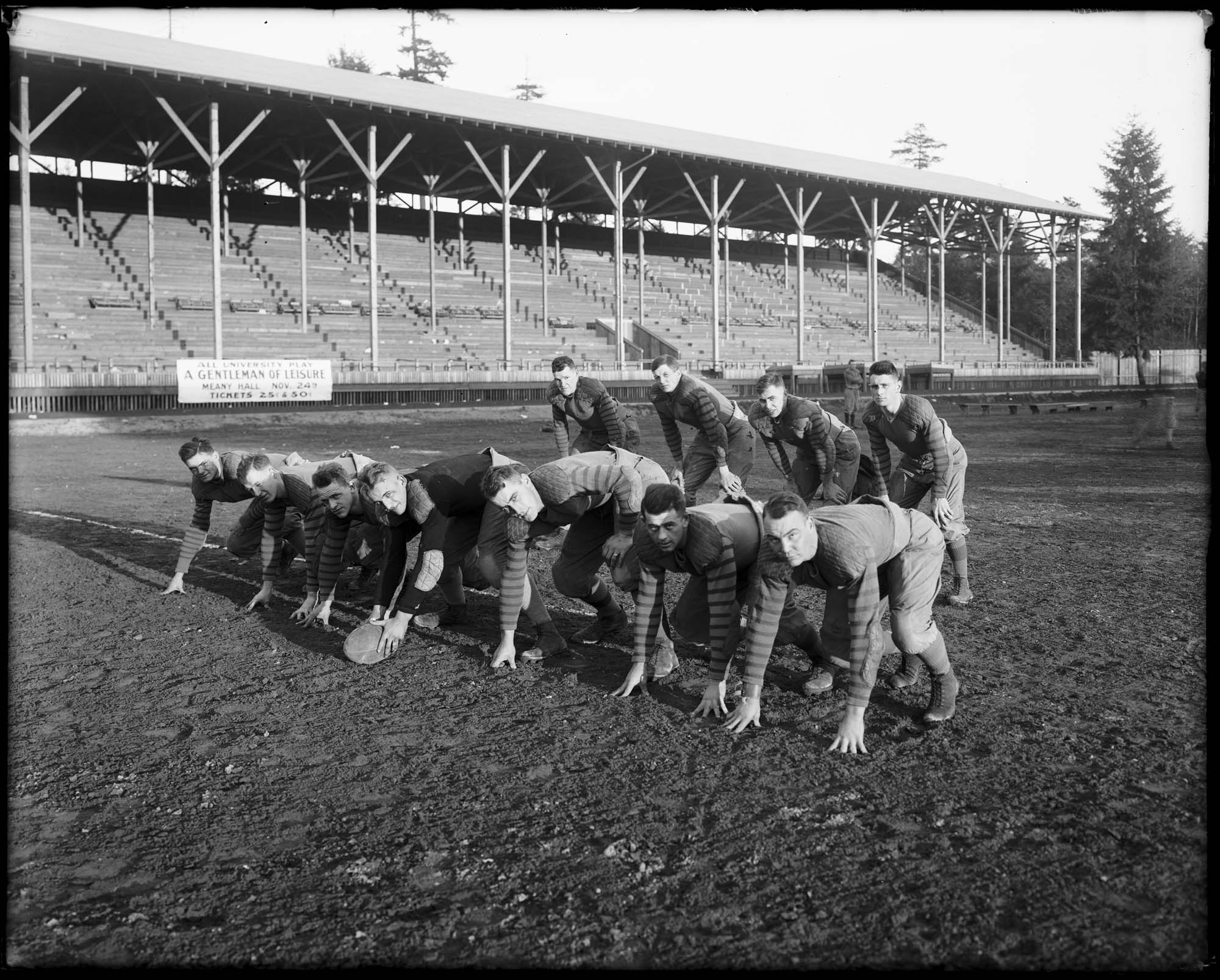 Image of Football team at the University of Washington, circa 1916