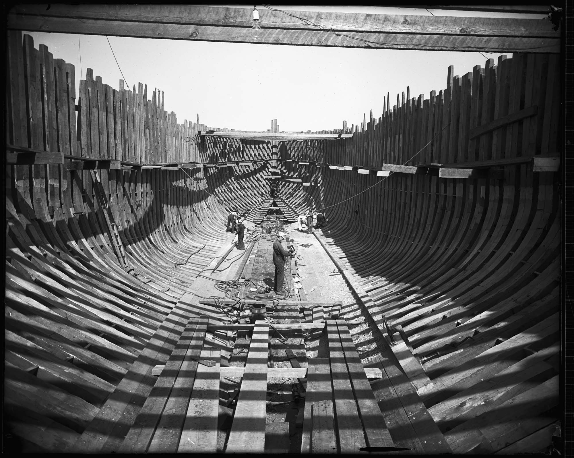 Image of Building a ship at the National Shipbuilding Company, circa 1918