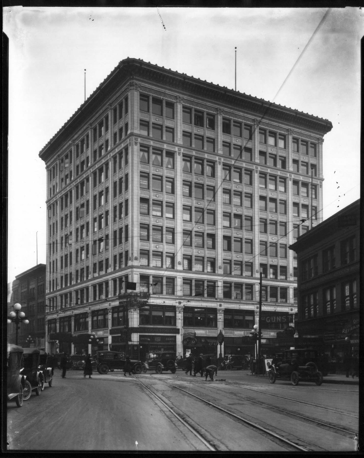 Image of Joshua Green Building, Seattle, circa 1918