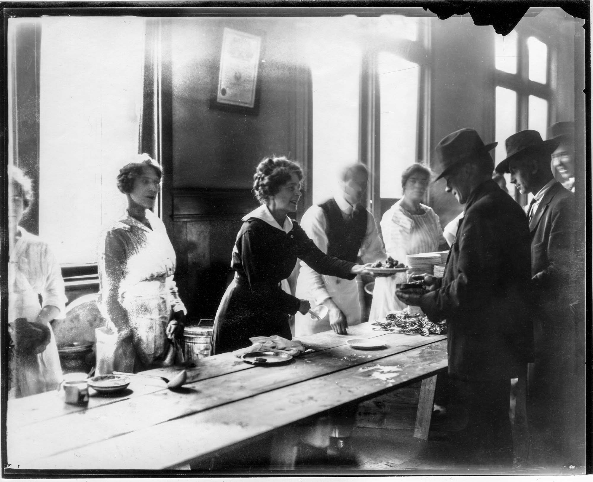 Image of Serving food to striking workers, February 1919