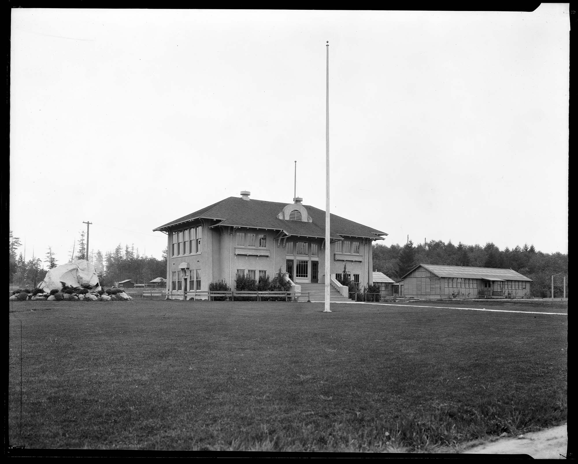 Image of Lake Burien School, circa 1920